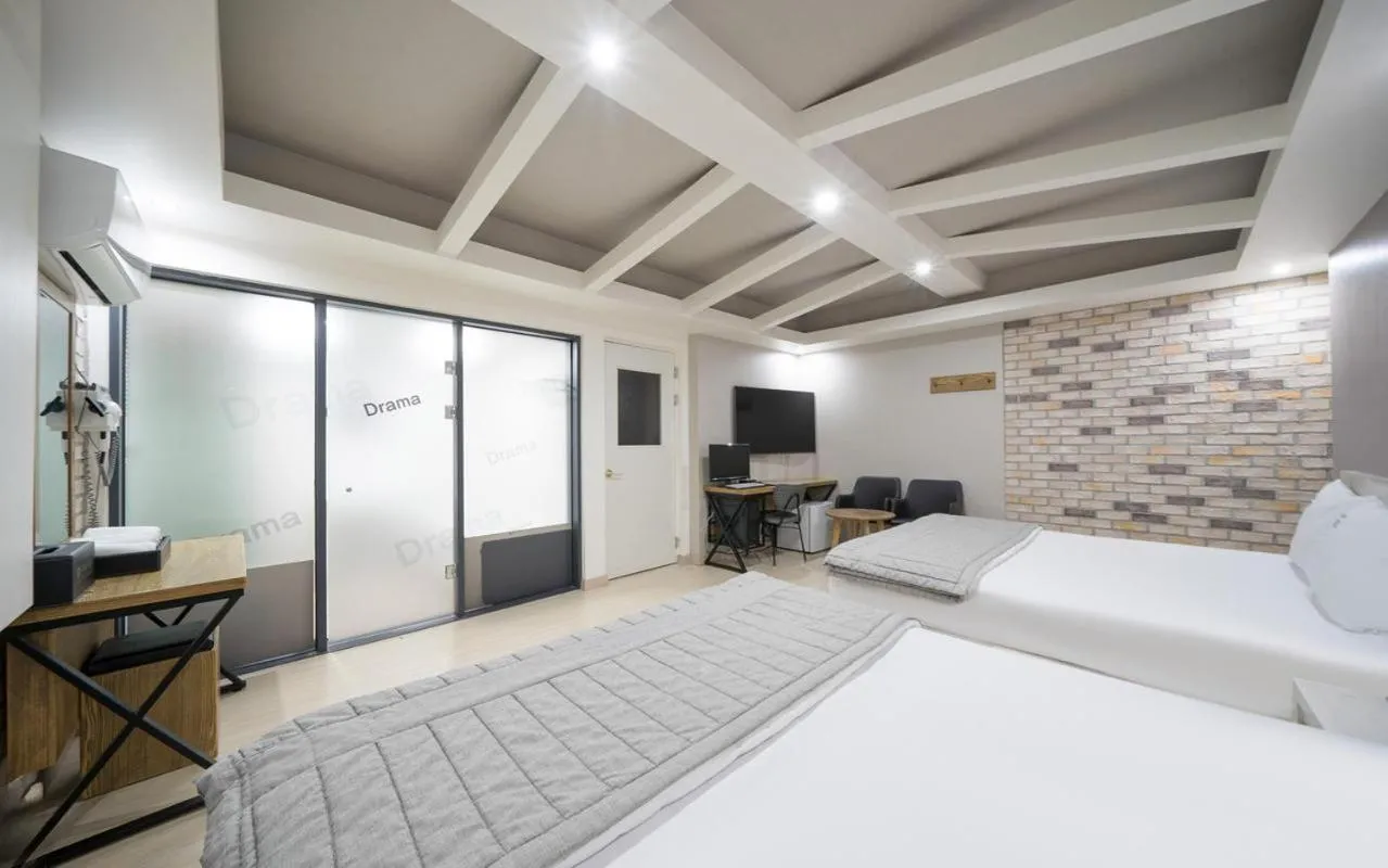 Bed in Daegu Suseong DRAMA