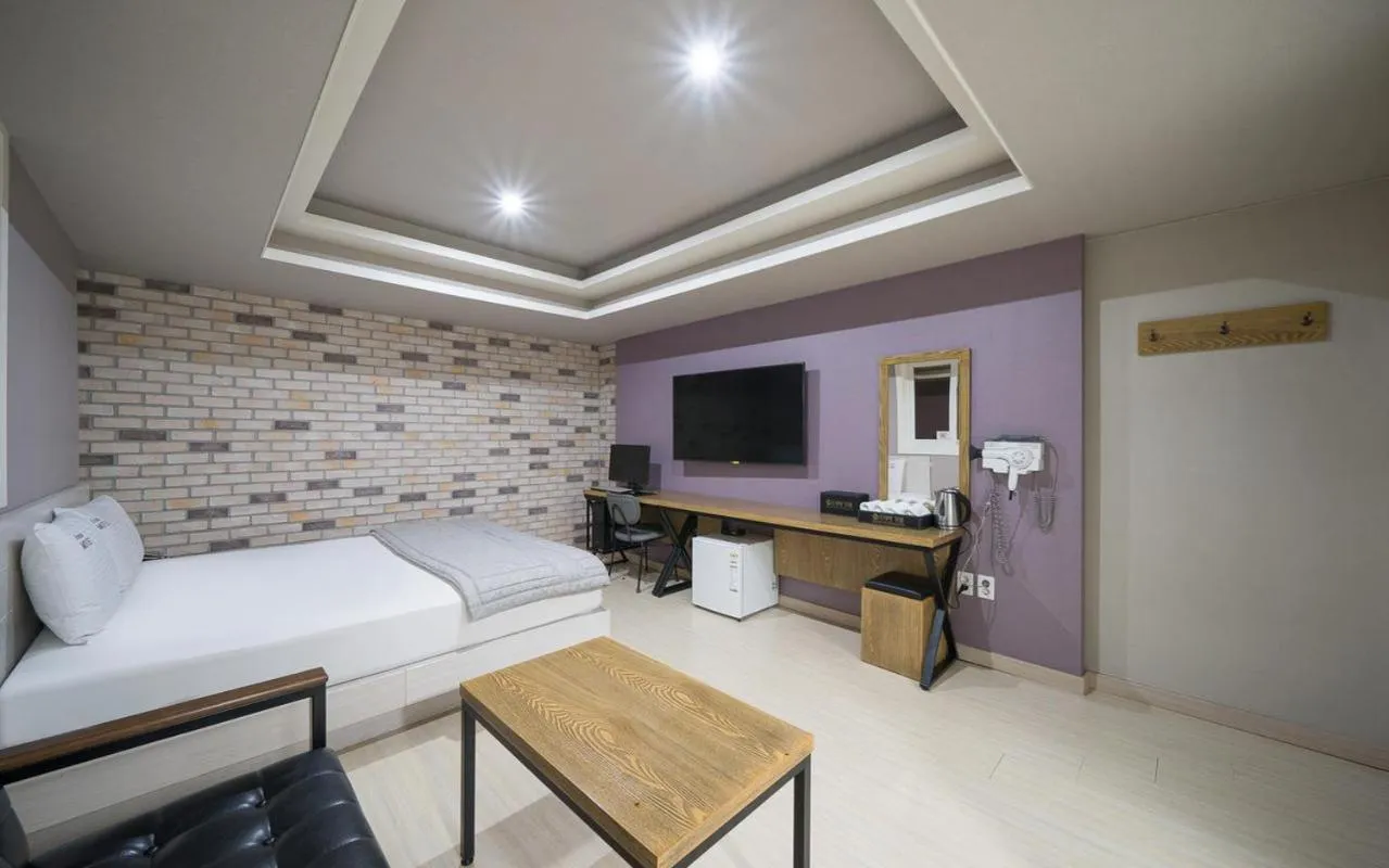 Bed in Daegu Suseong DRAMA