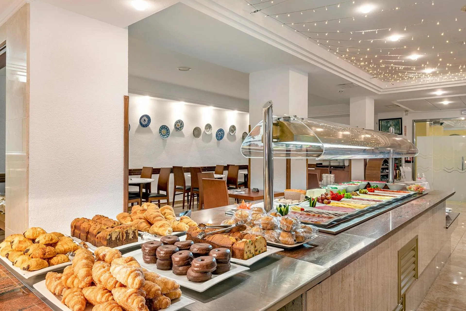 Breakfast in Hotel Biniamar