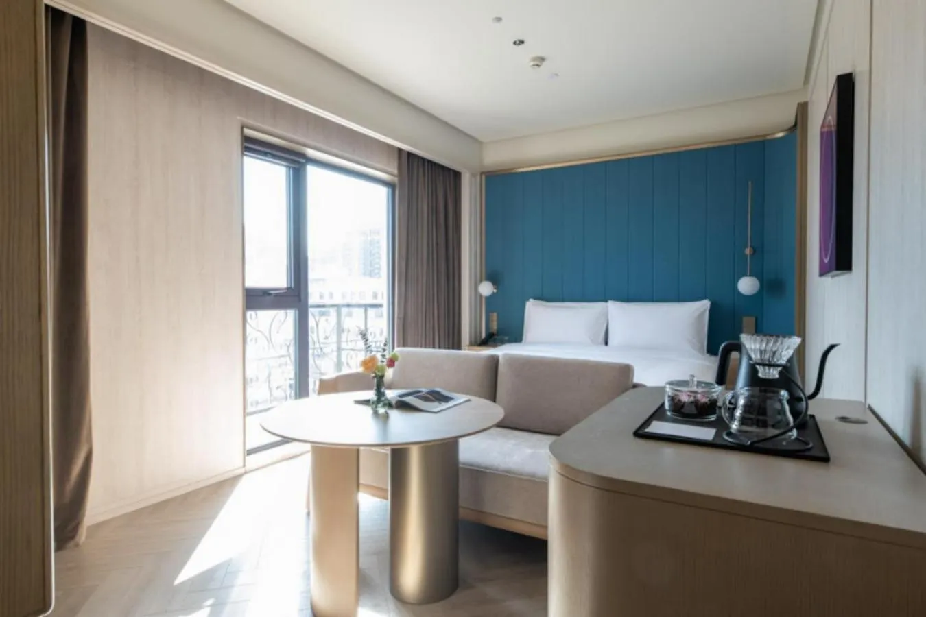 Living room in Crystal Orange Beijing Tiantan hospital and Head quarters Hotel