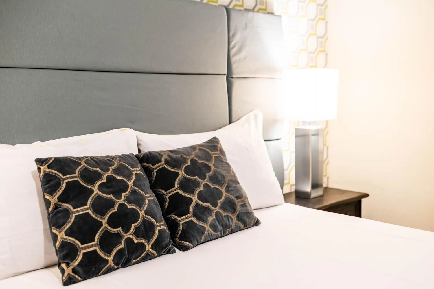 Bed in La Piazzetta Rooms & Apartments