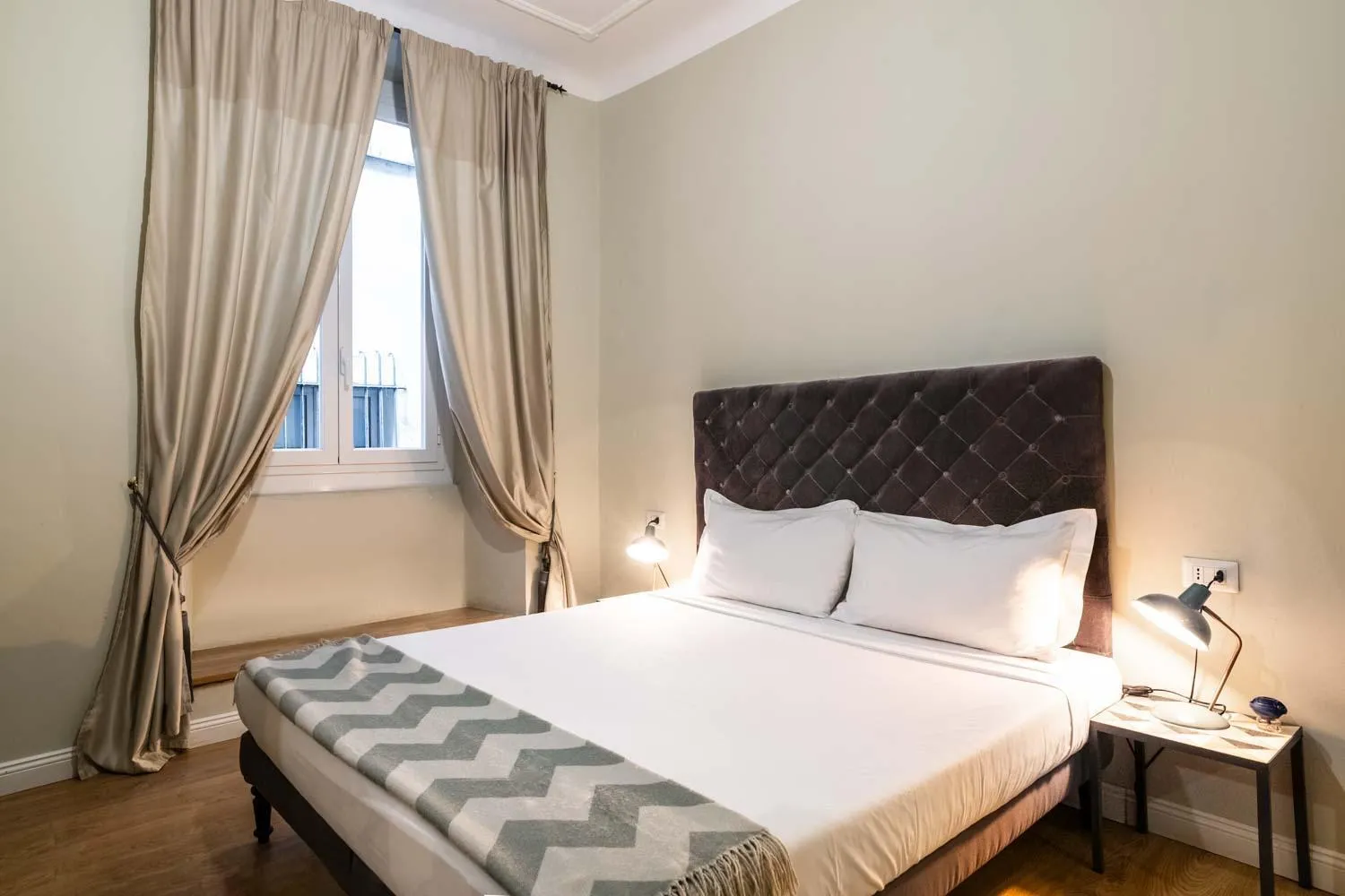 Bed in La Piazzetta Rooms & Apartments