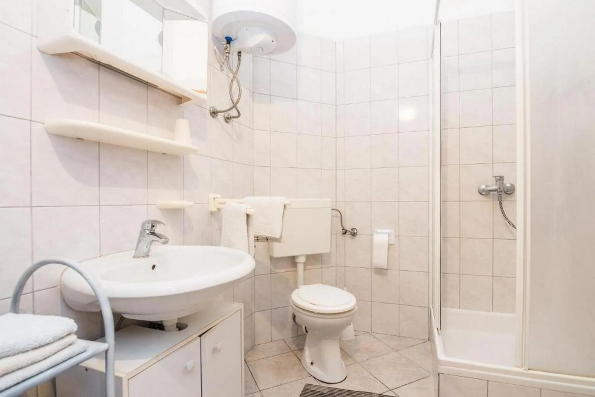 Shower in Apartments Delic-Pejic