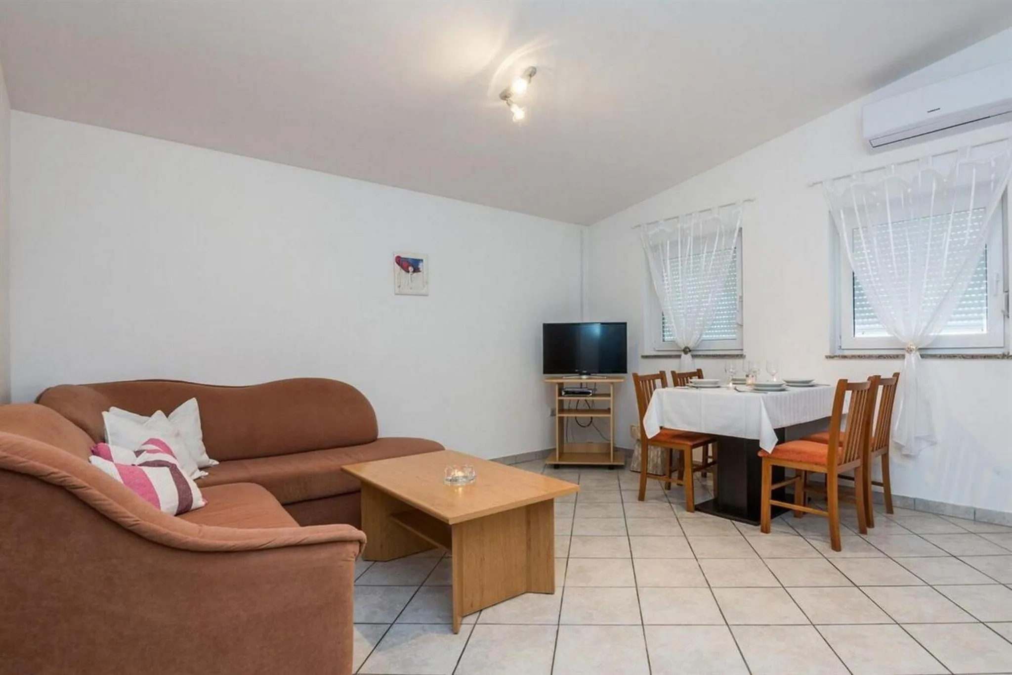 TV and multimedia in Apartments Delic-Pejic
