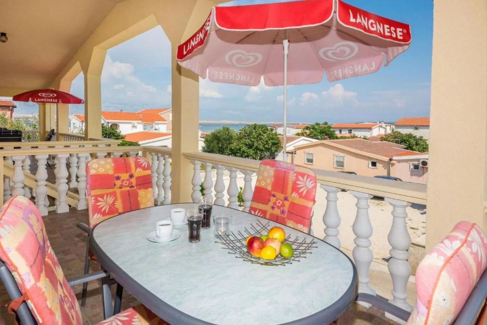 Property building in Apartments Delic-Pejic