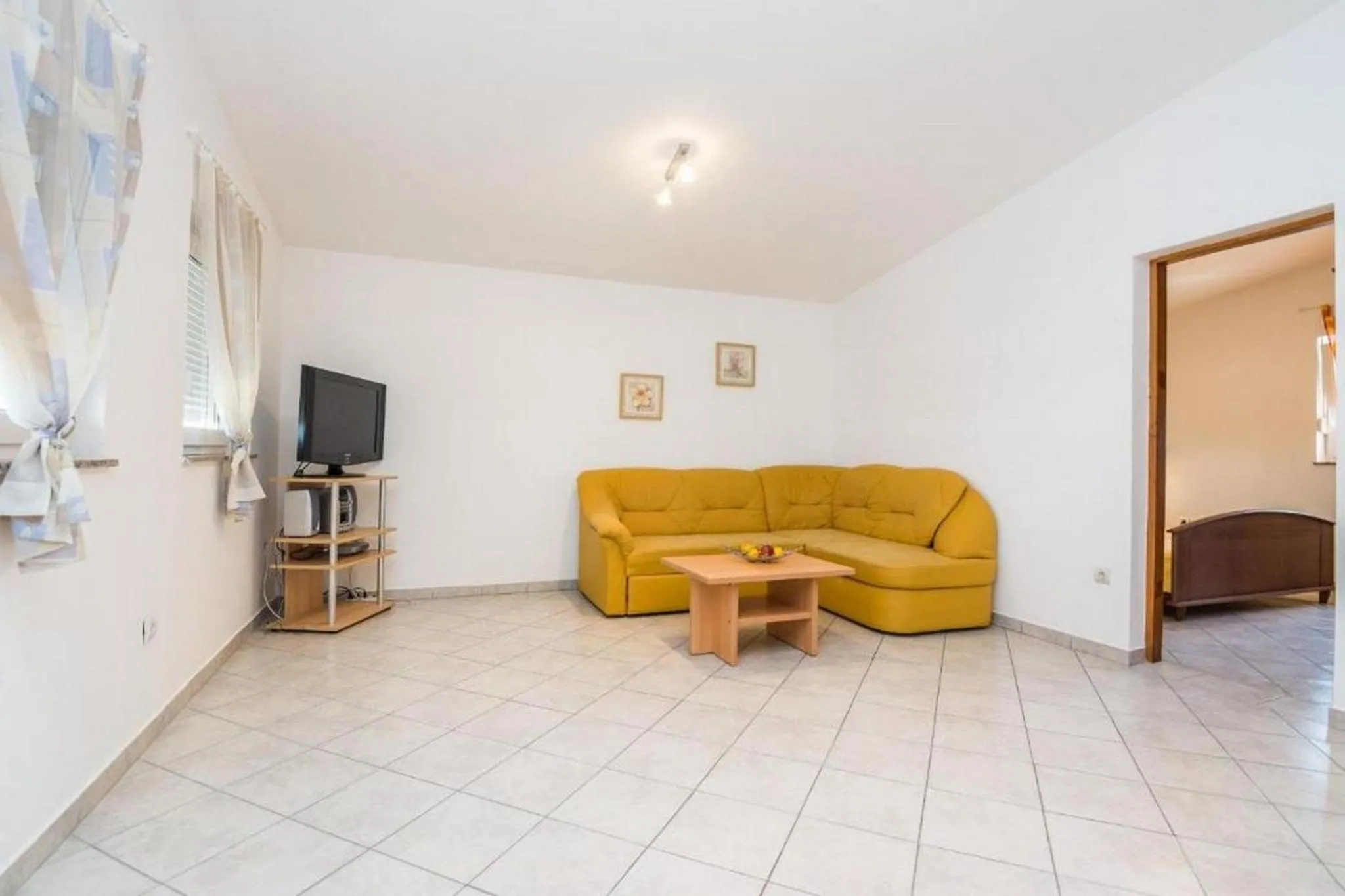 TV and multimedia in Apartments Delic-Pejic