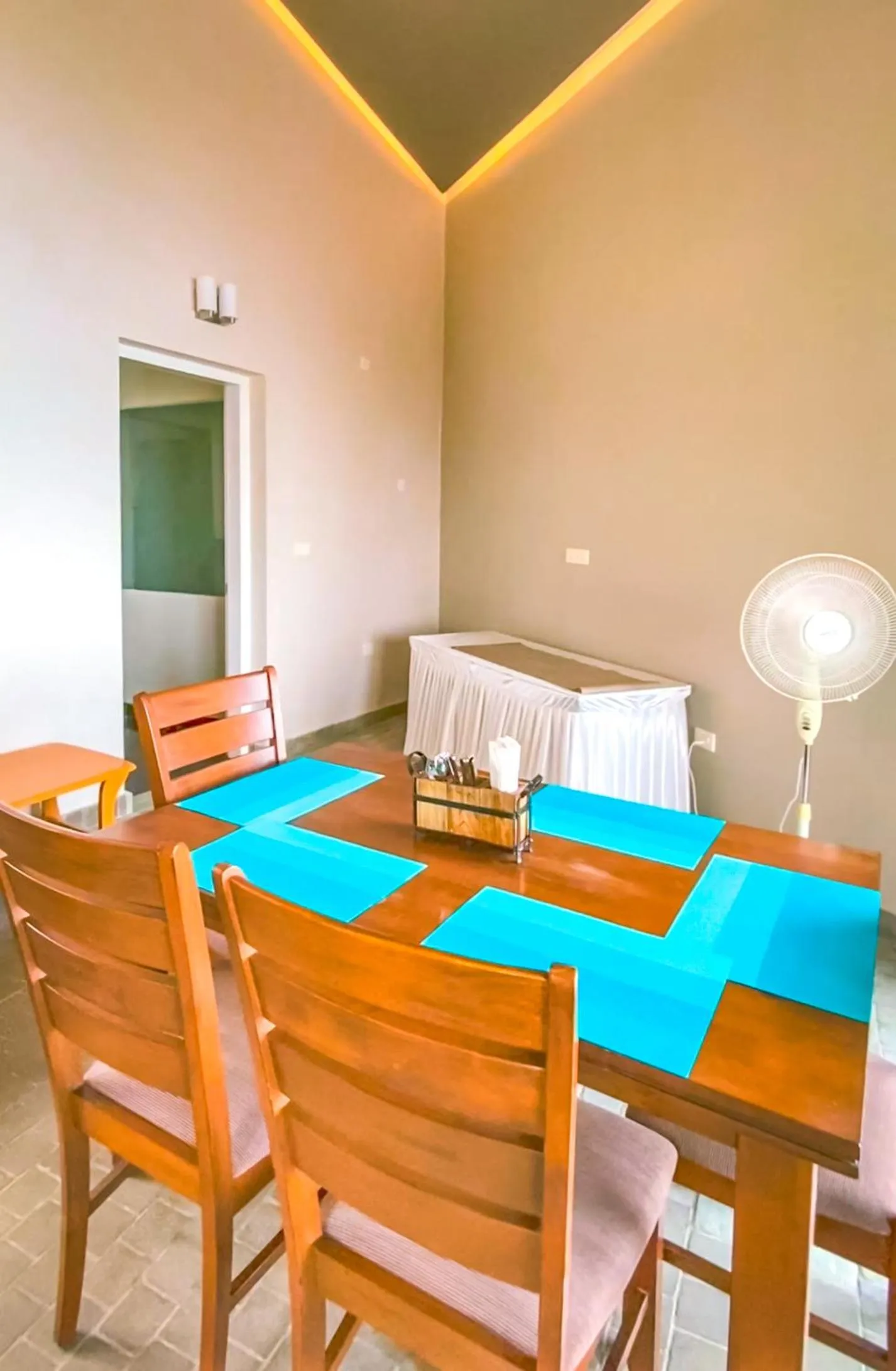 Restaurant/places to eat in Ibex Resorts, Coonoor - Tapas