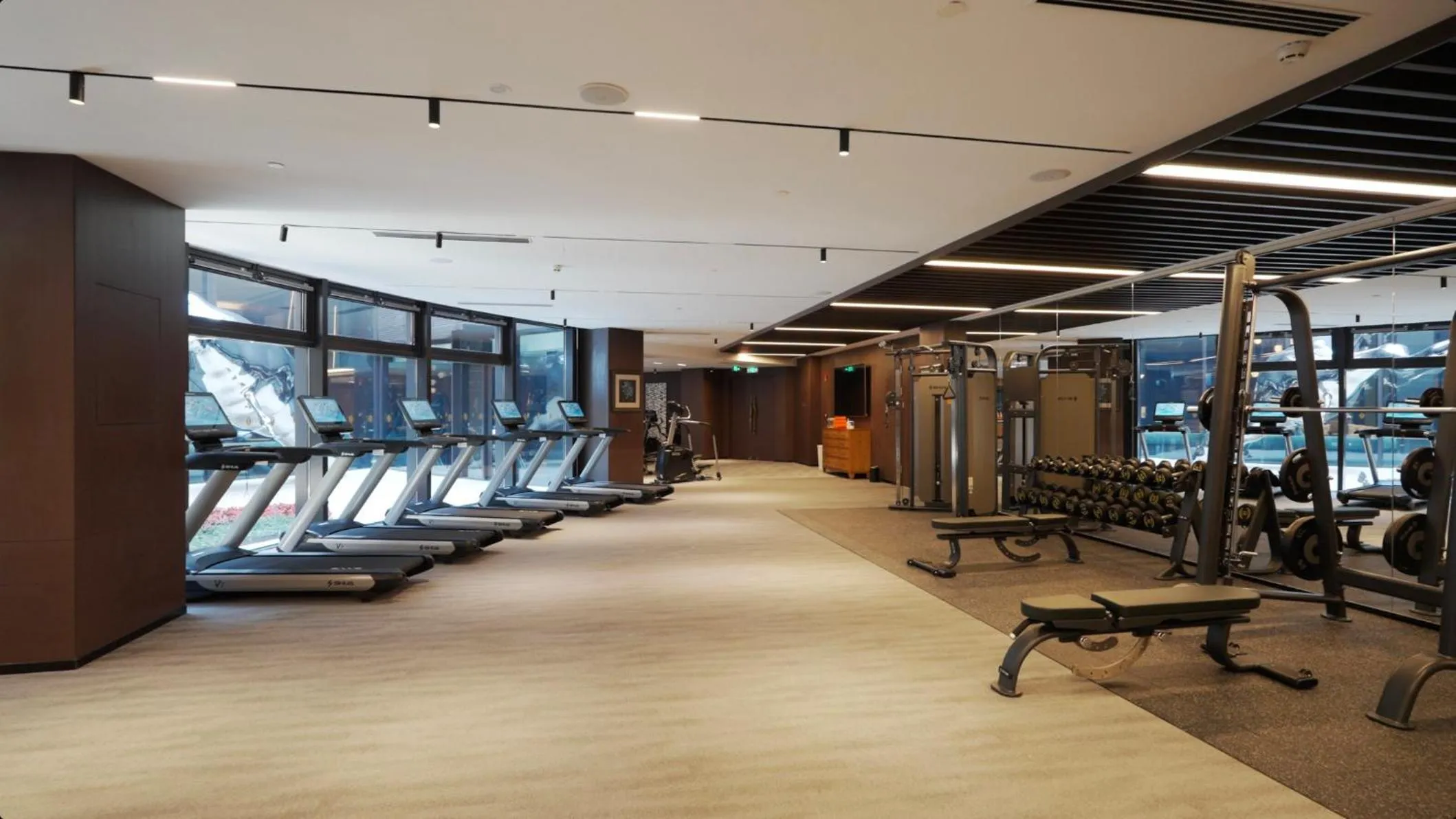 Fitness centre/facilities in InterContinental Hotels Shanghai Jing'An Ser Apt.by IHG