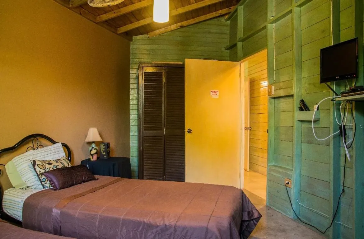 Bed in One32 Guest House