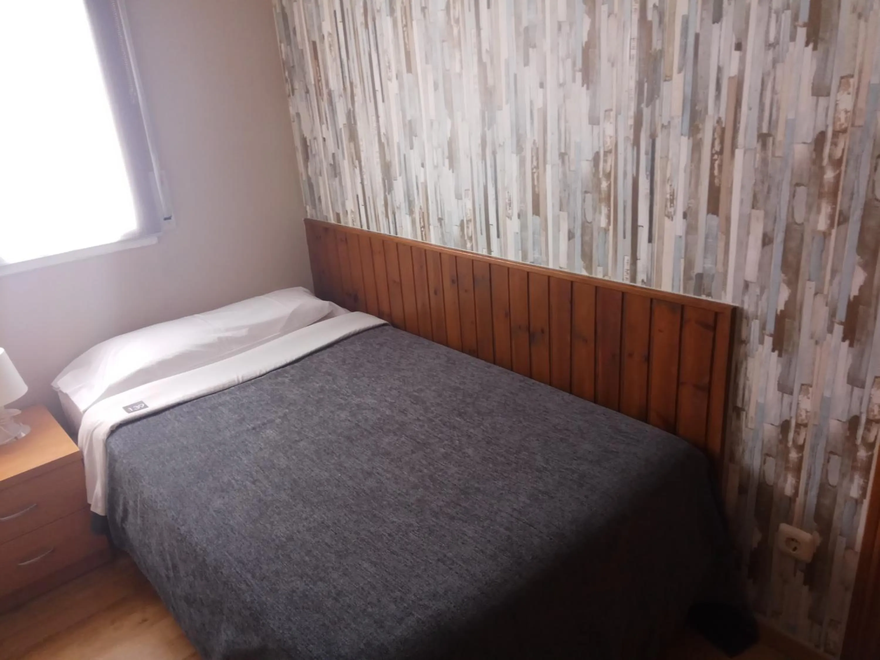 Bedroom, Bed in Hotel 139