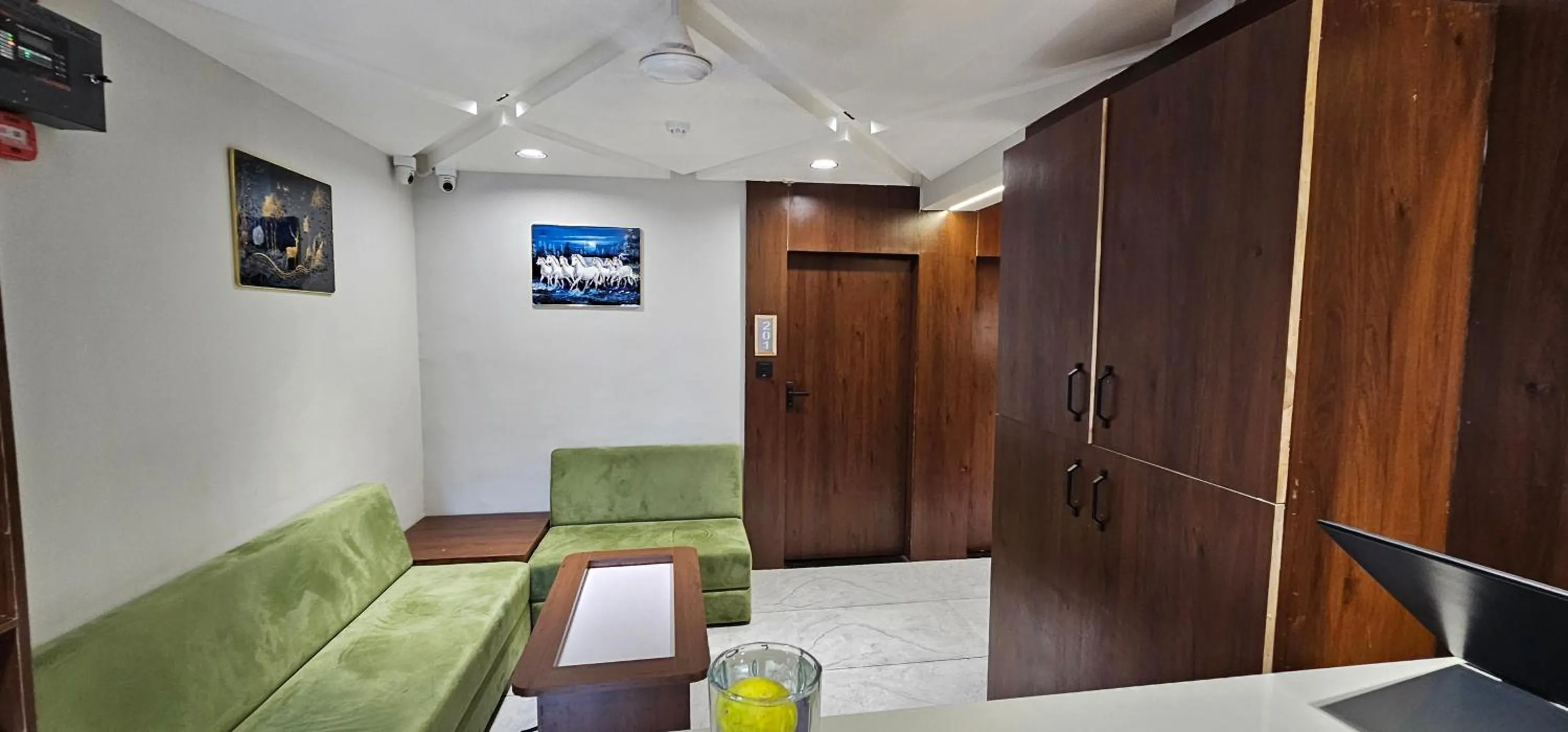 Hotel Shagun Inn Bopal