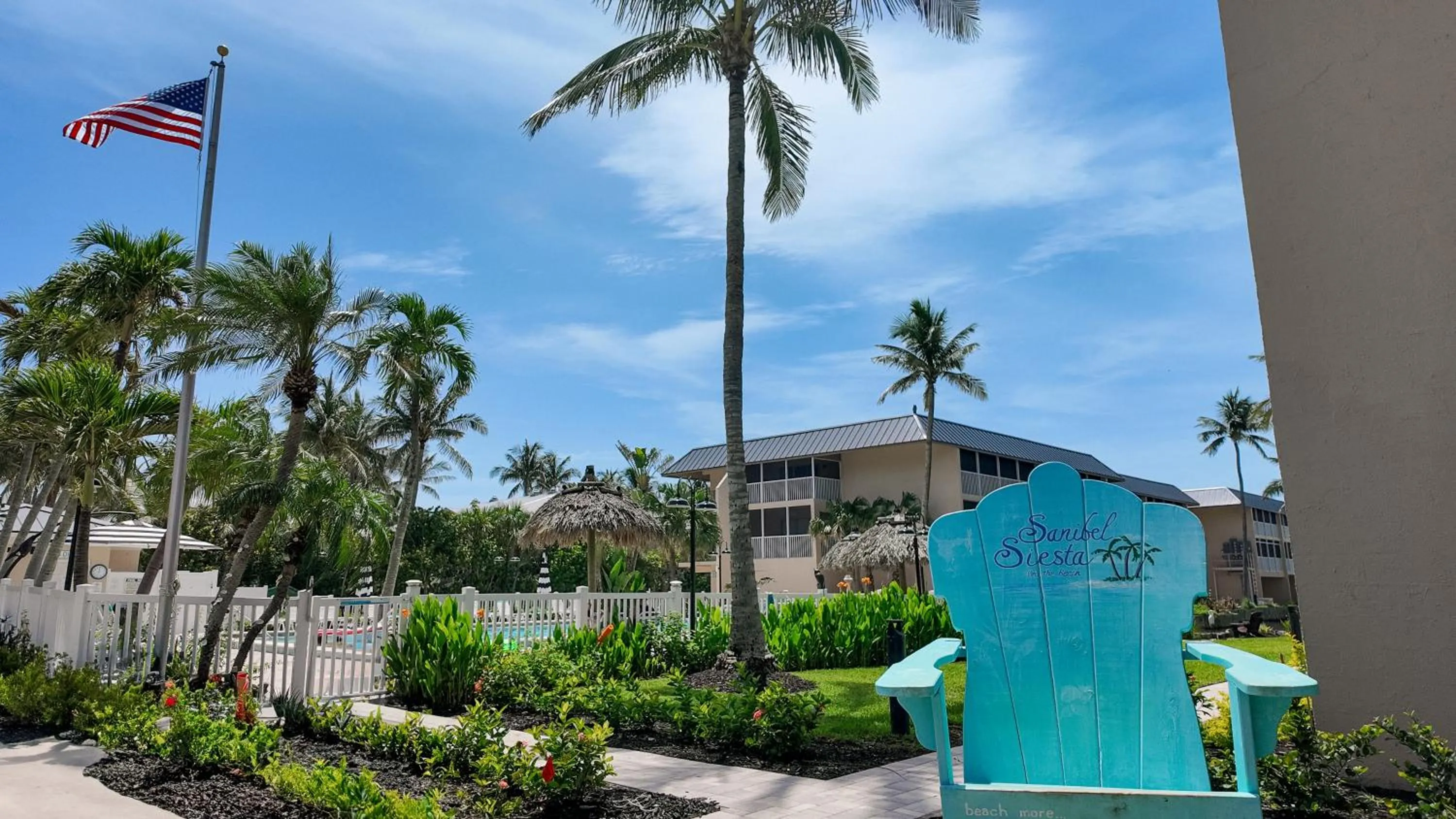 Property building in Sanibel Siesta on the Beach