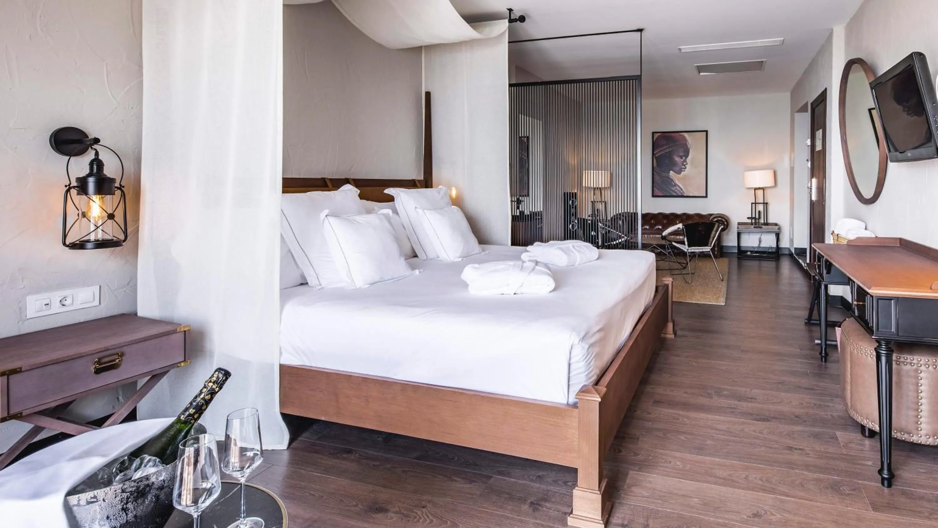 Photo of the whole room, Bed in Be Live Adults Only La Cala Boutique Hotel