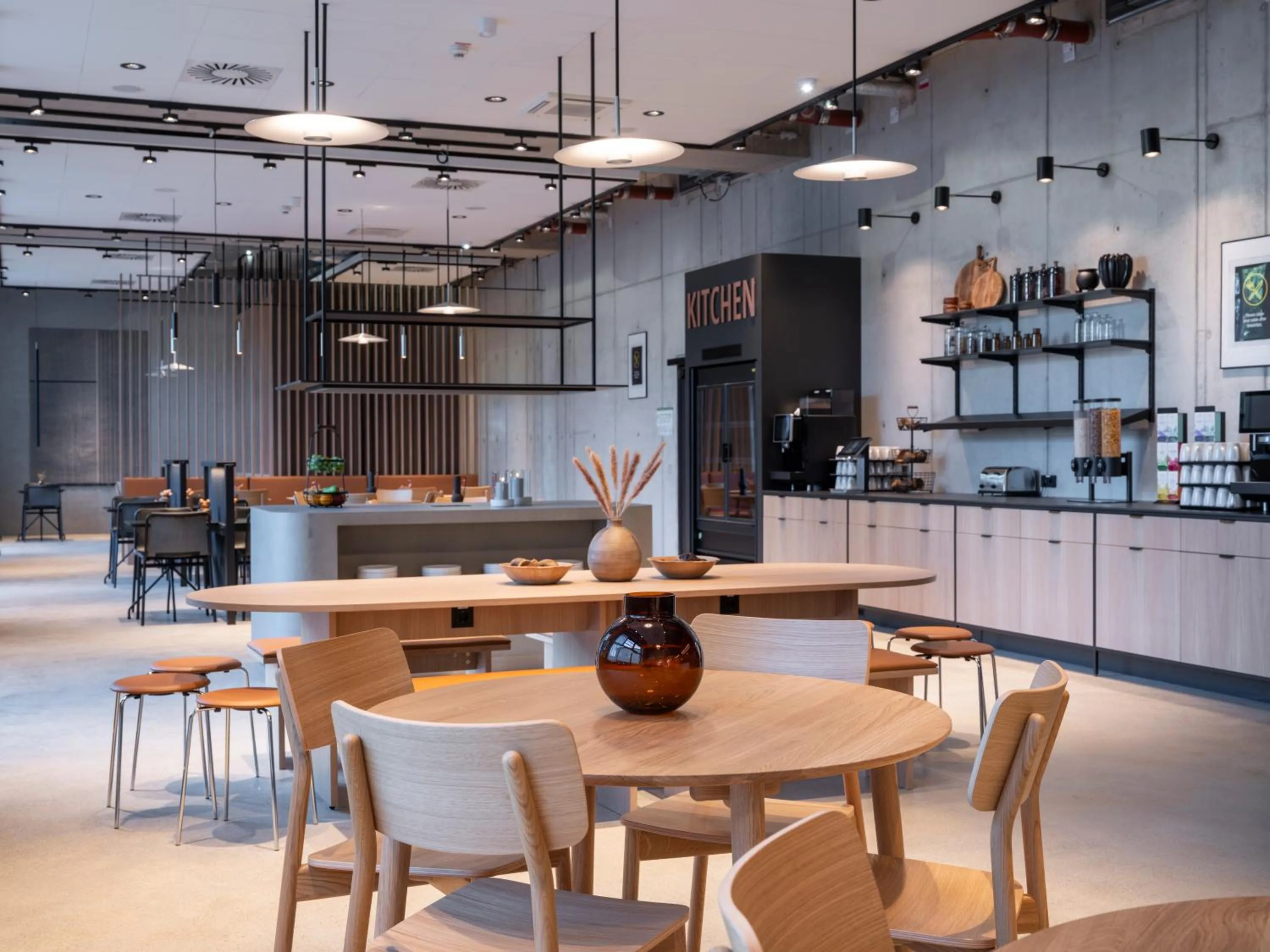 Restaurant/places to eat in Zleep Hotel Hamburg Volkspark