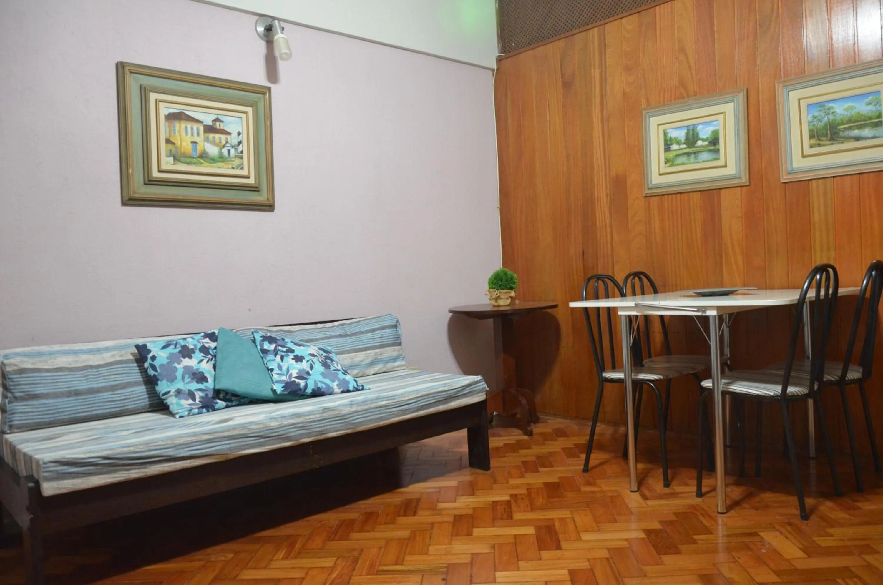 Living room in Copacabana Etrusco Apartment