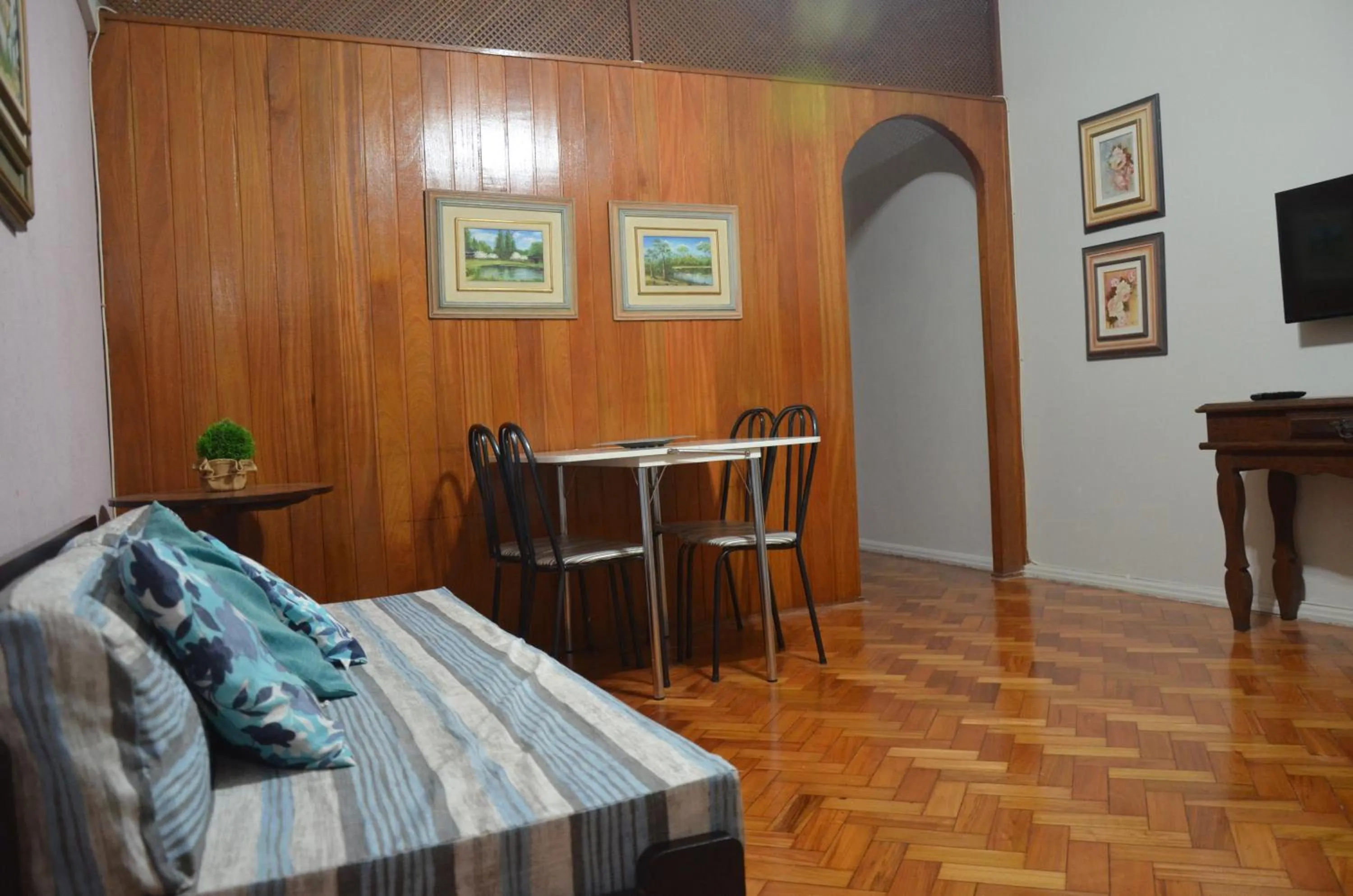 Living room in Copacabana Etrusco Apartment