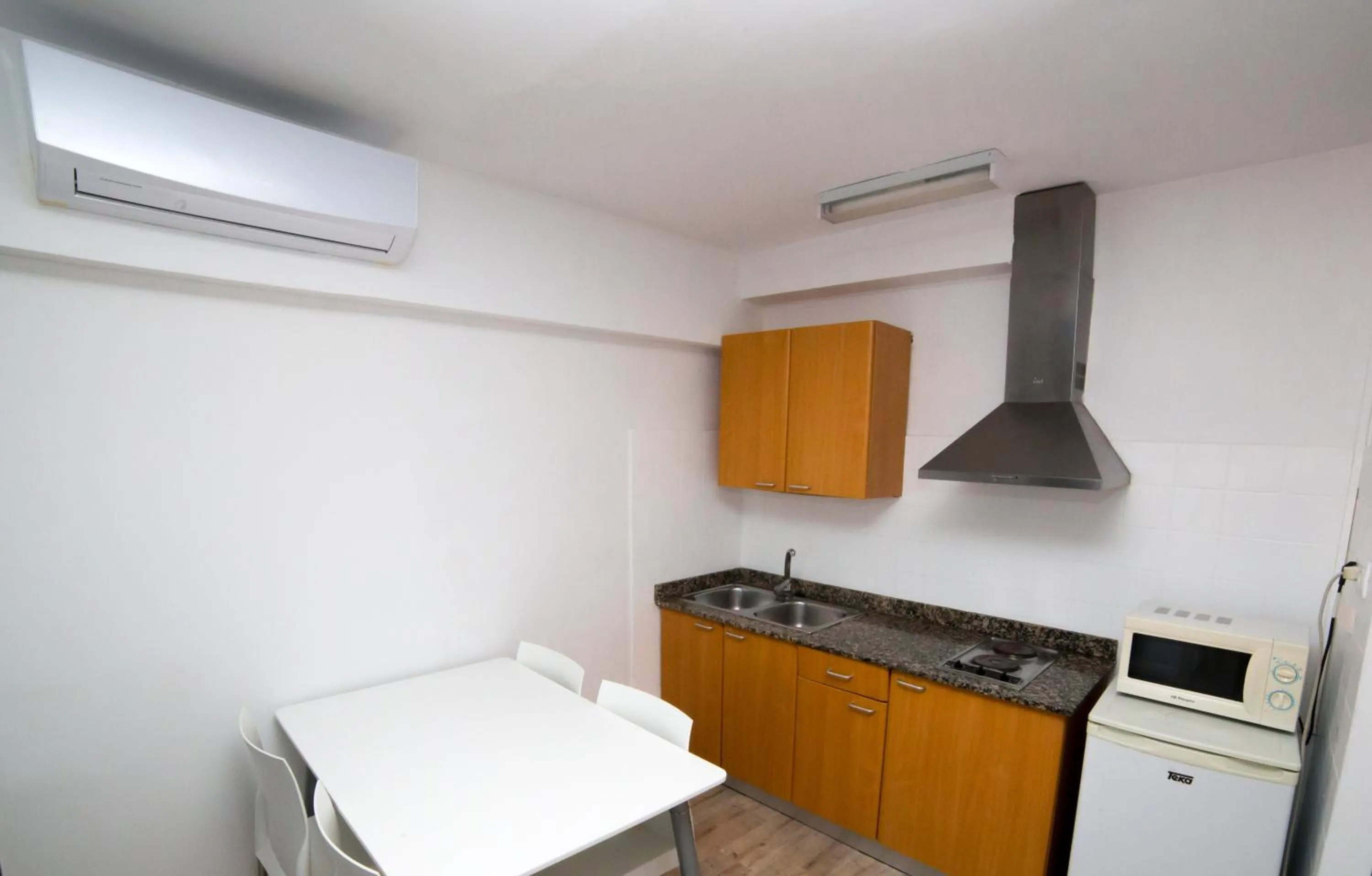 Kitchen or kitchenette in Pierre & Vacances Mallorca Deya - Adults recommended