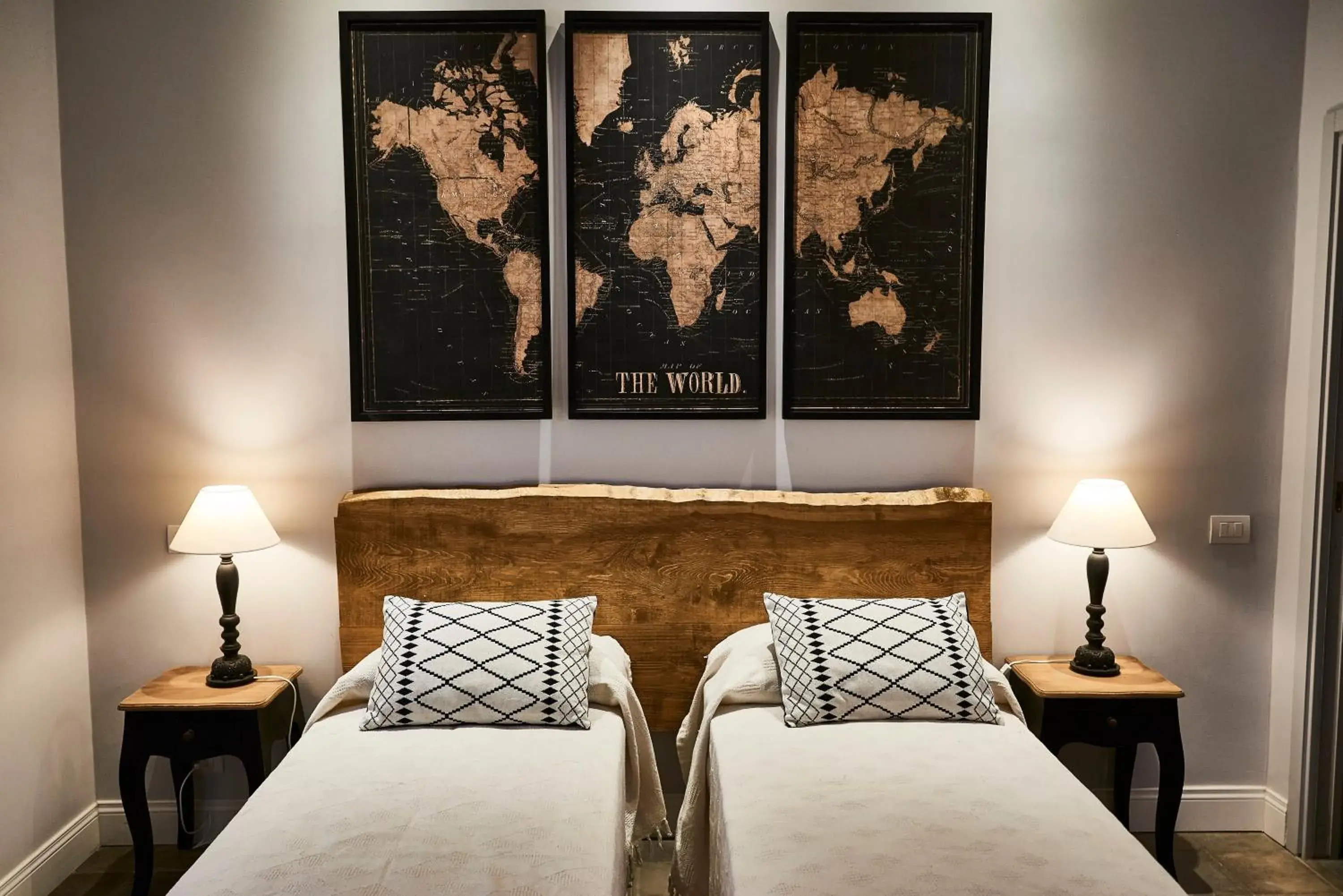 Superior Double or Twin Room - single occupancy in Ale & Niki's Home Superior Double or Twin Room - single occupancy in Ale & Niki's Home