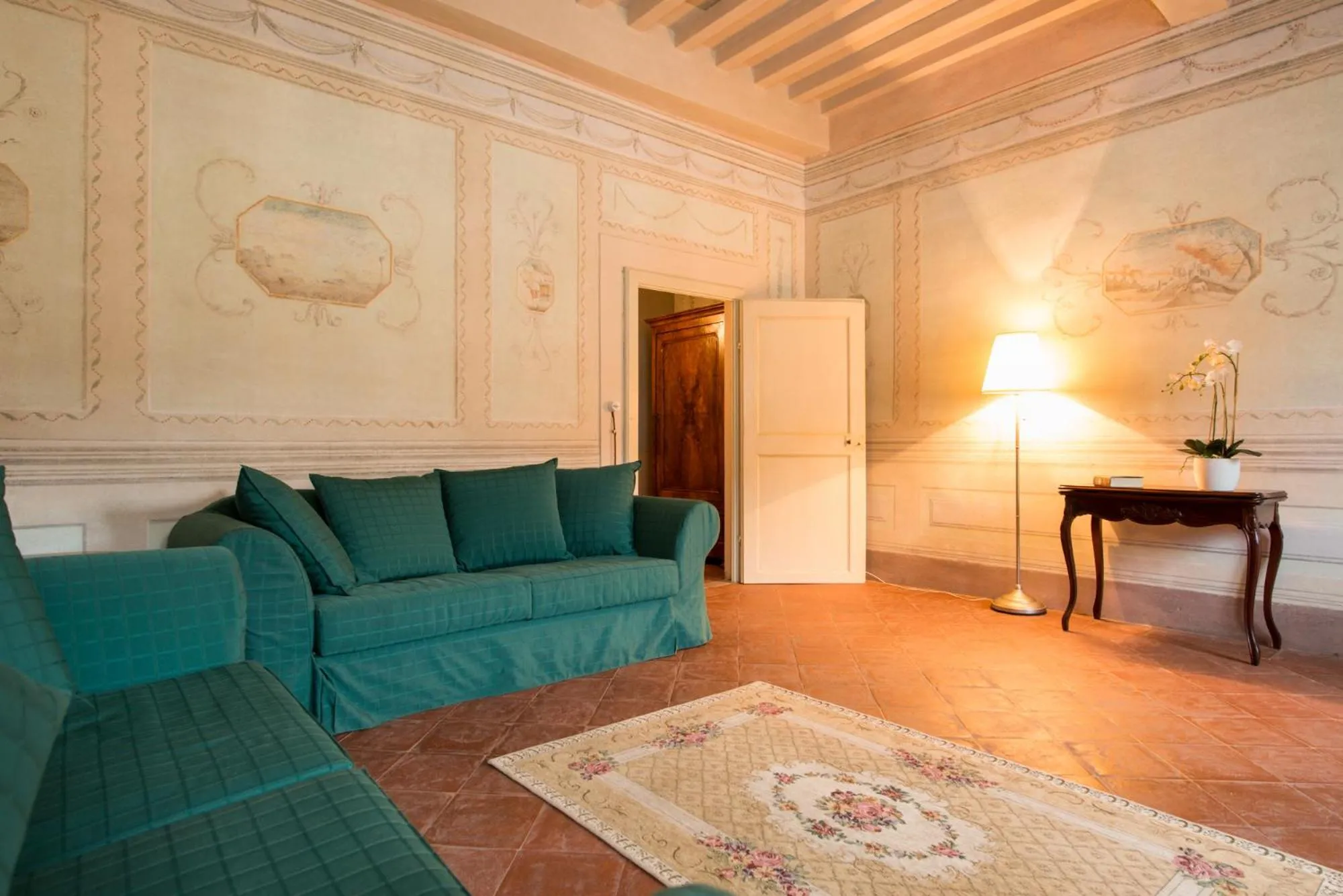 Living room in Palazzo Piazza Mazzini