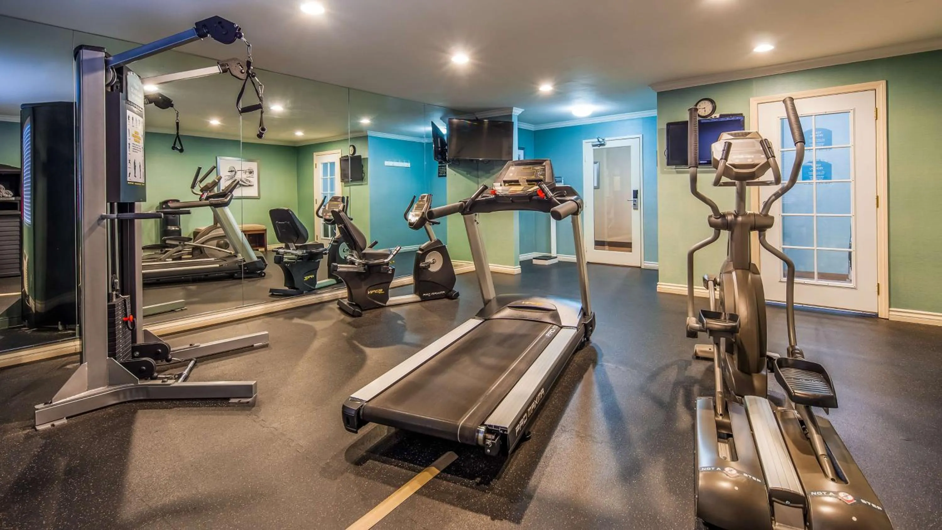 Fitness centre/facilities in Best Western PLUS La Mesa San Diego