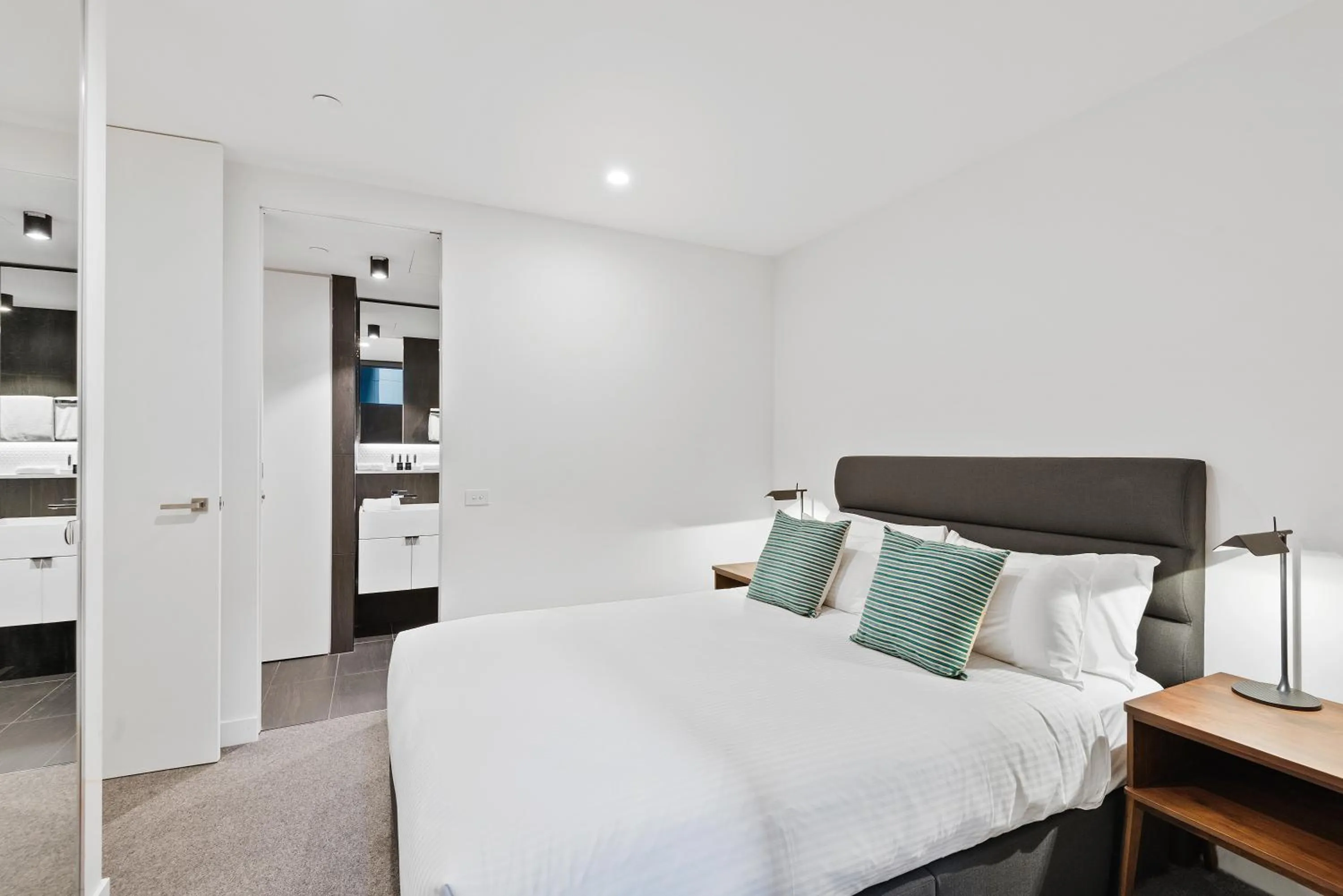 Bathroom, Bed in District South Yarra