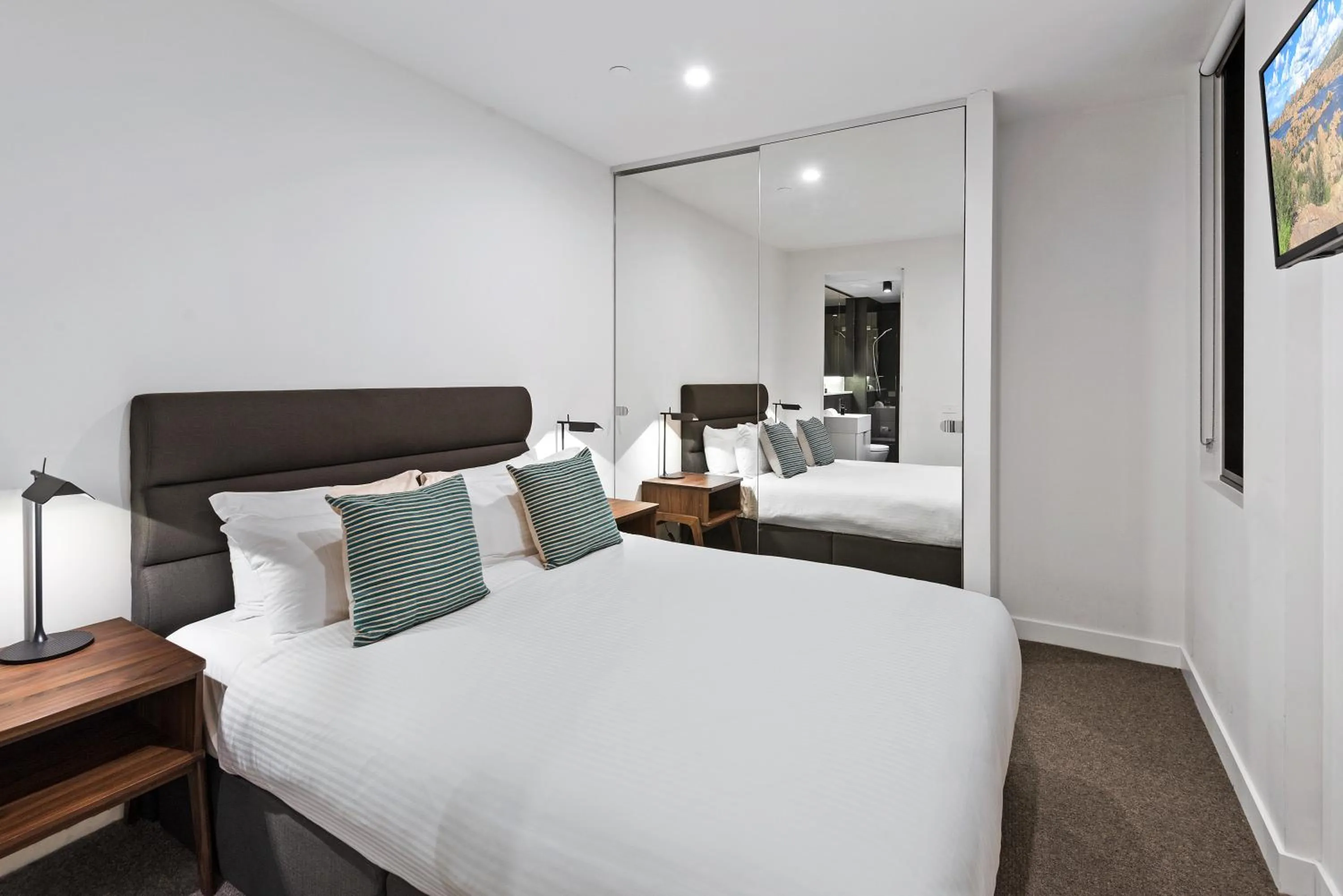 Bedroom, Bed in District South Yarra