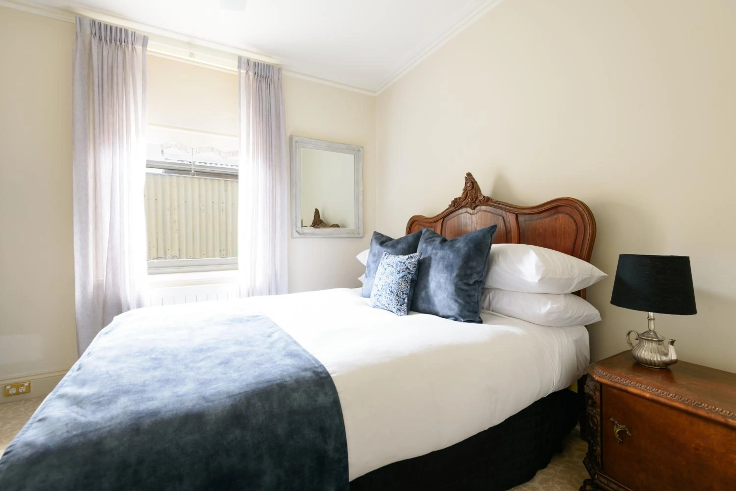 Bed in Albert Hotel Daylesford