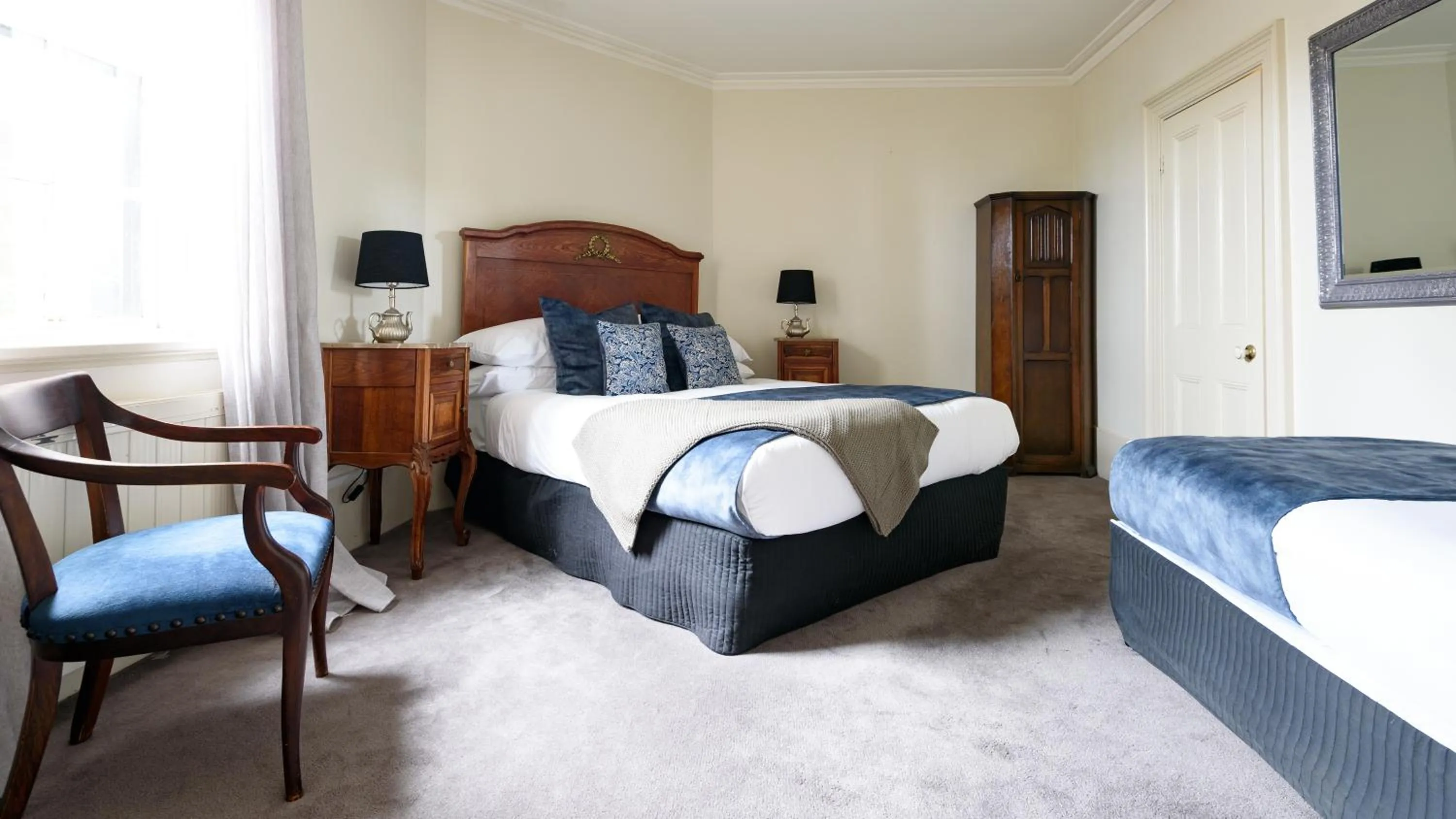 Bedroom, Bed in Albert Hotel Daylesford