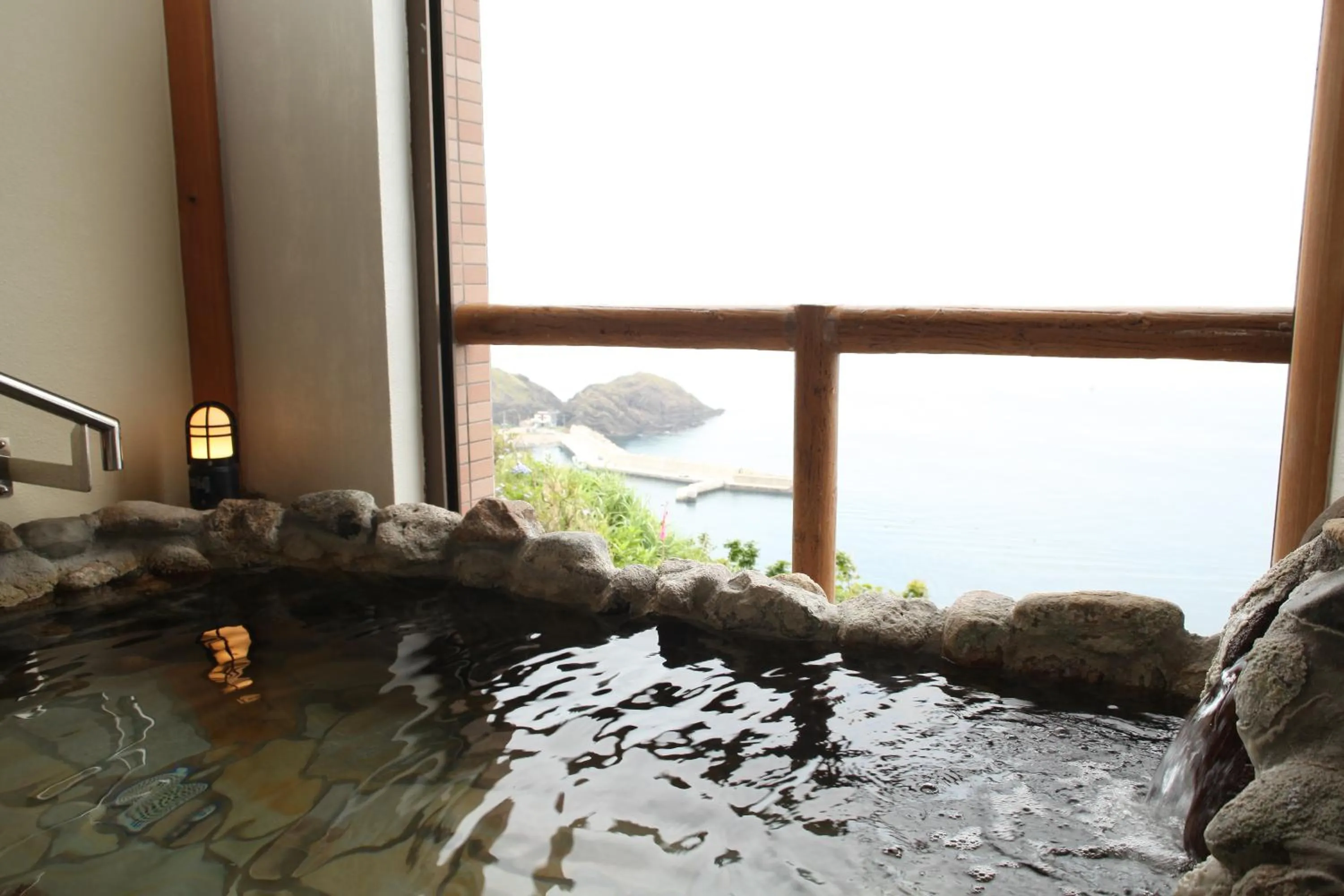Hot Spring Bath in Hotel Tappi