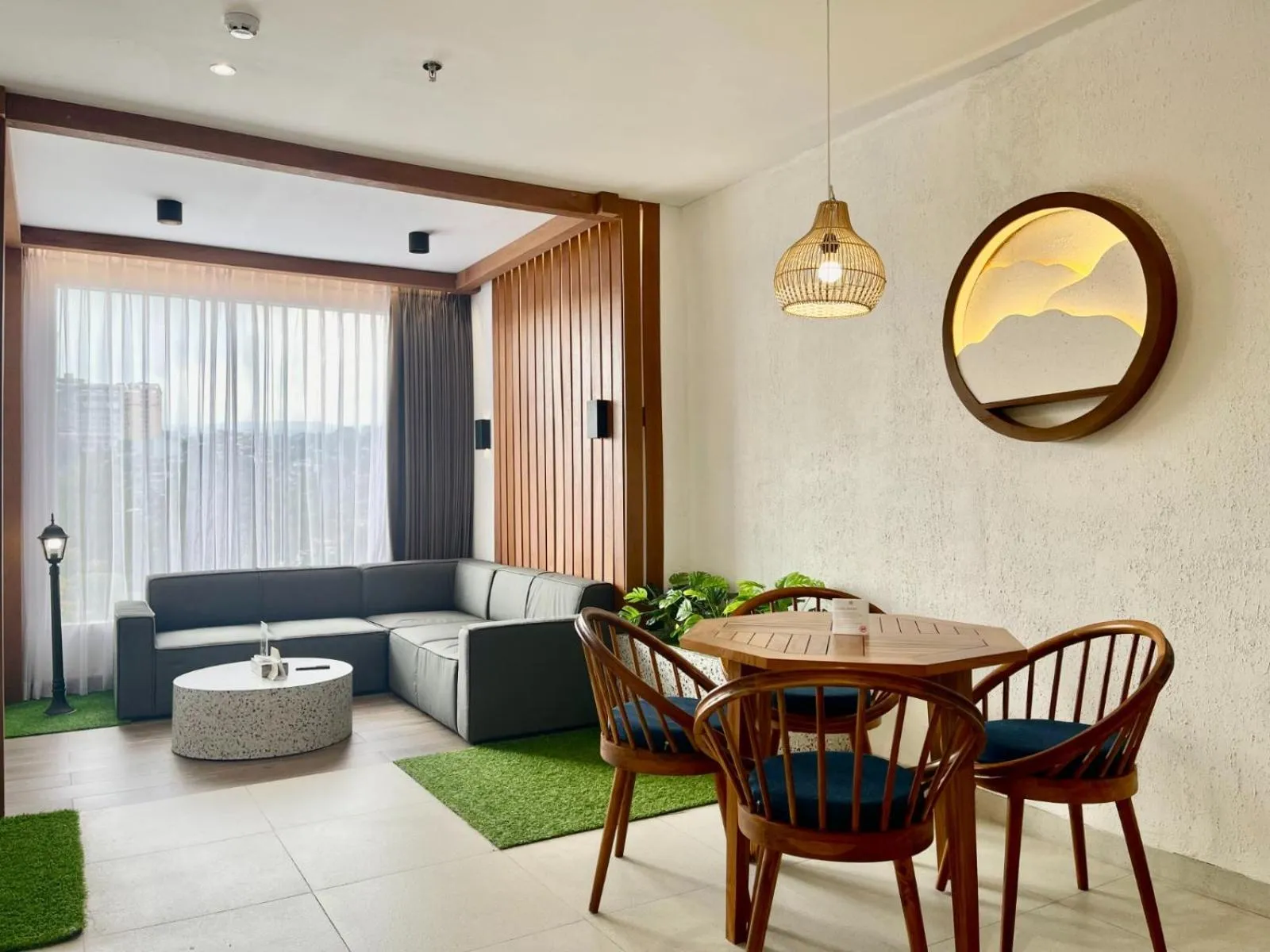 Living room in Hemangini Hotel Bandung