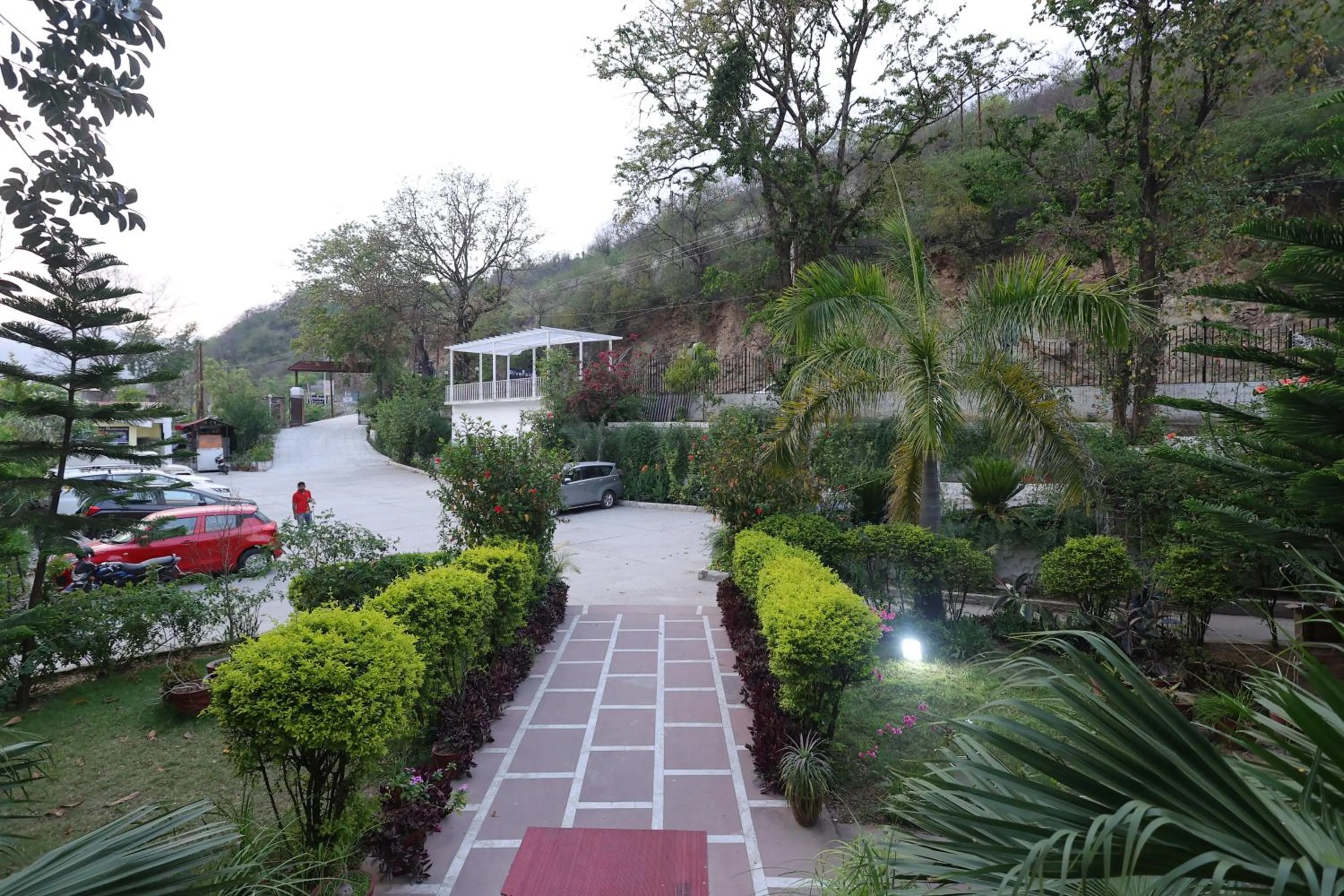 Parking in Riverside Resorts