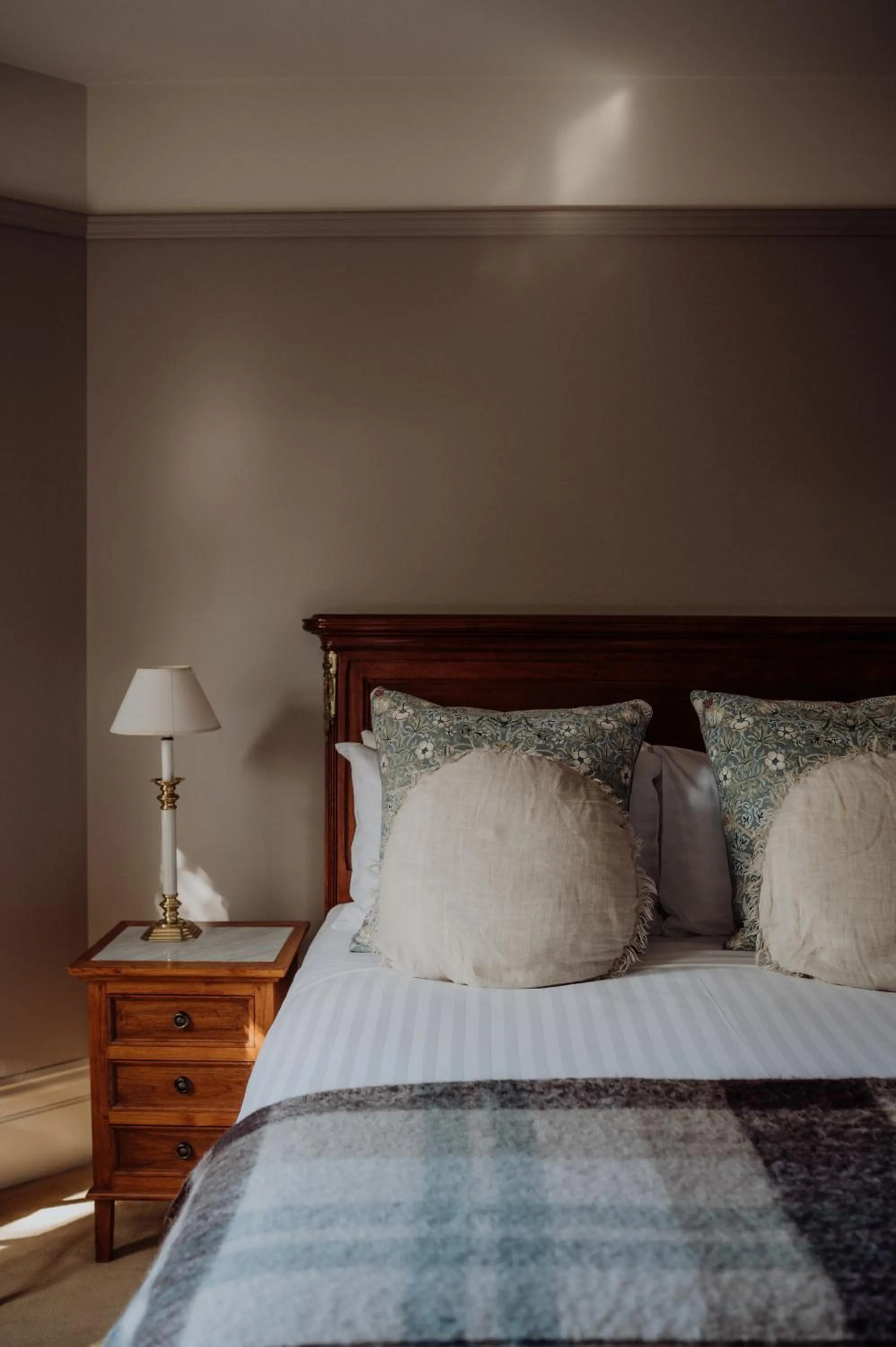 Bed in Grande Vue Hotel