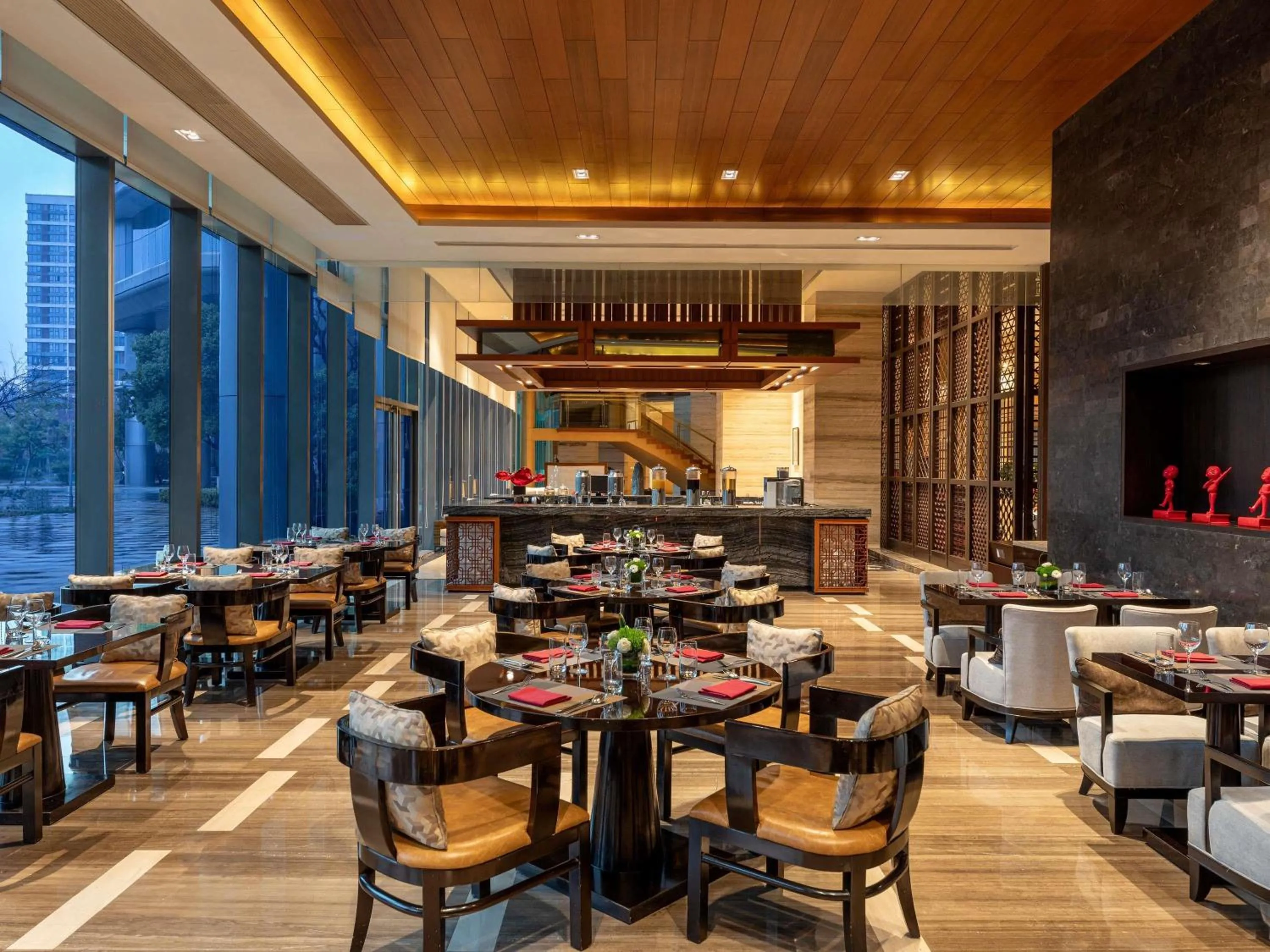 Restaurant/places to eat in Pullman Haining