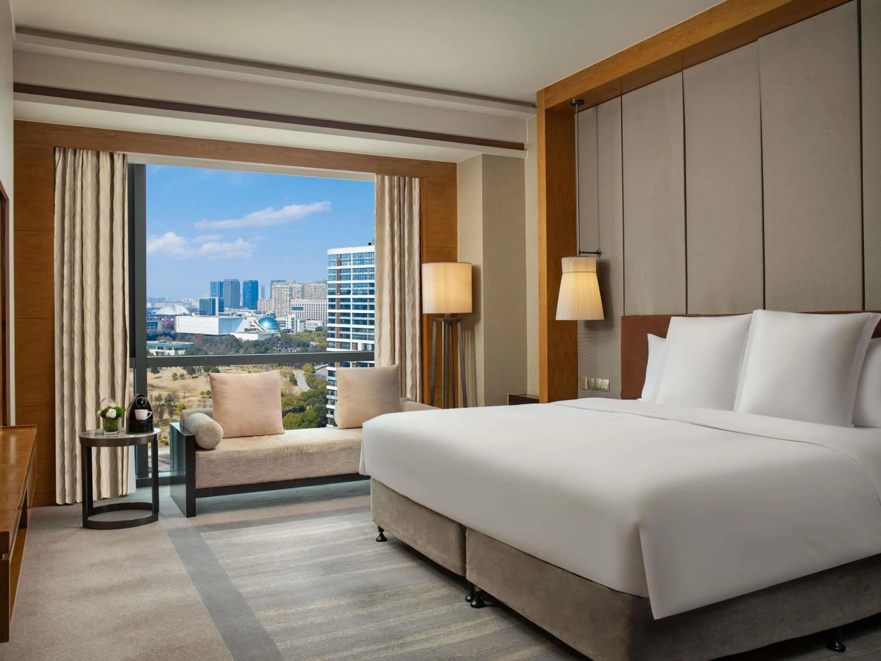 Bedroom, Bed in Pullman Haining