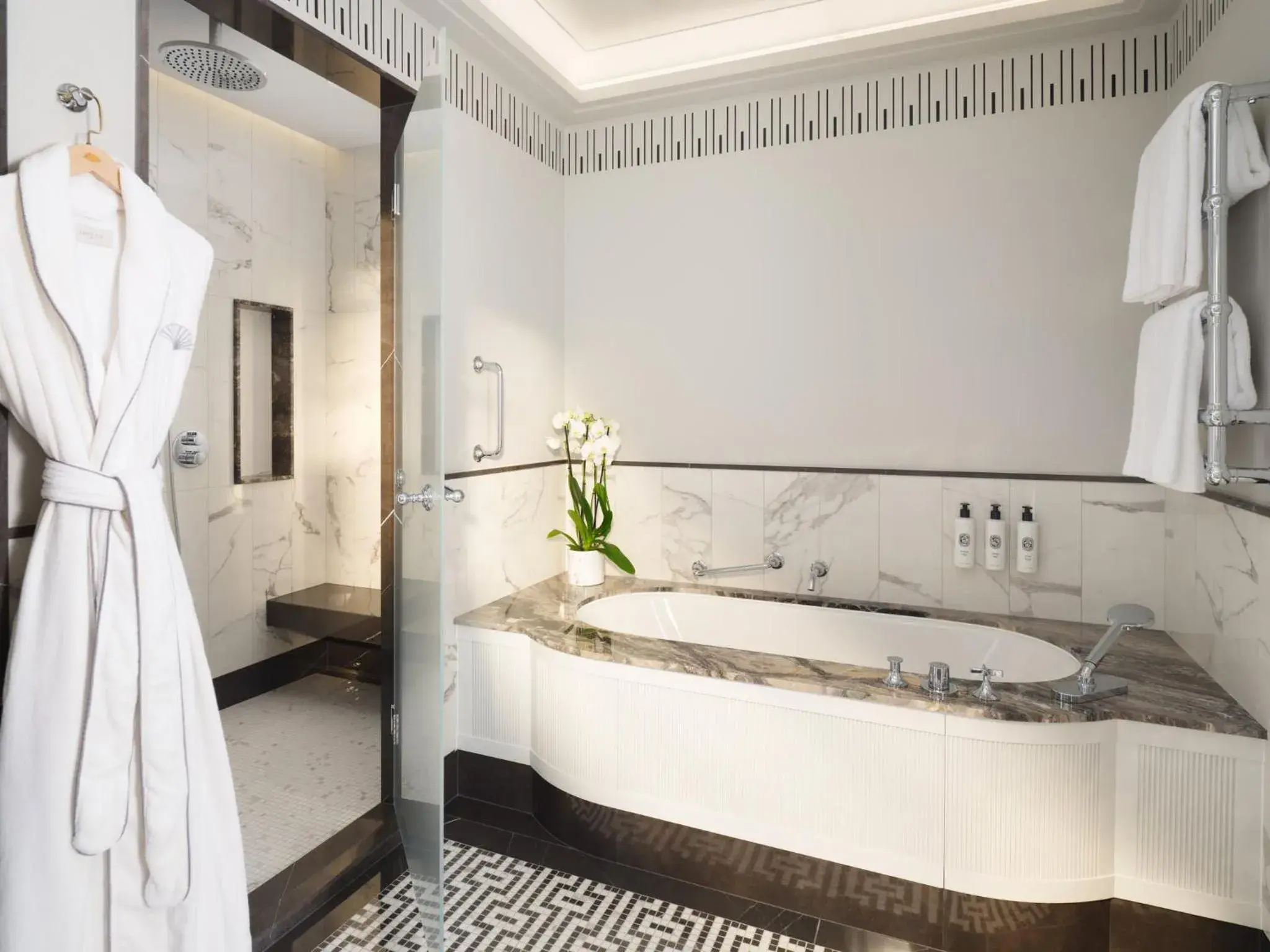 Corner Suite in Mandarin Oriental, Vienna Corner Suite in Mandarin Oriental, Vienna