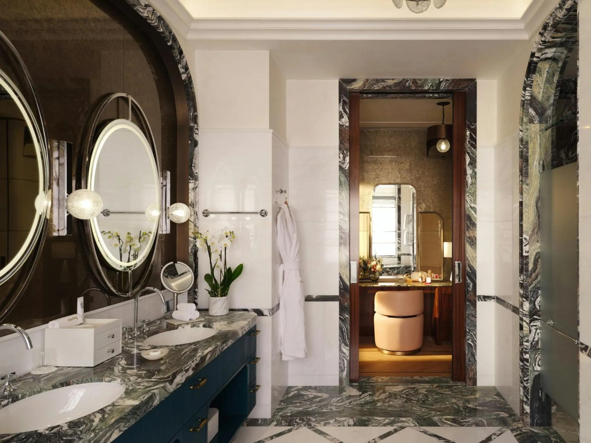 Photo of the whole room in Mandarin Oriental, Vienna