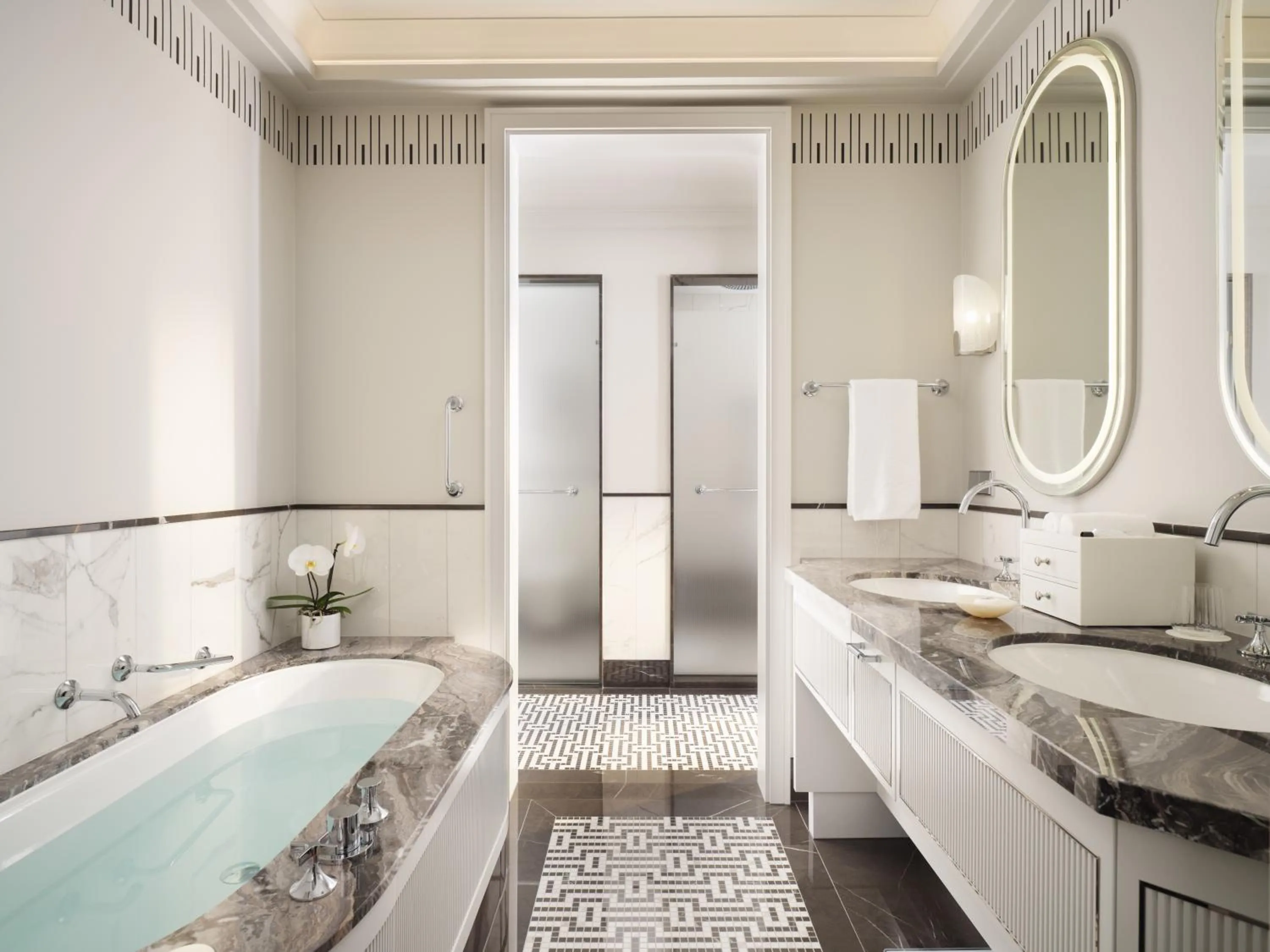 Hot Tub in Mandarin Oriental, Vienna