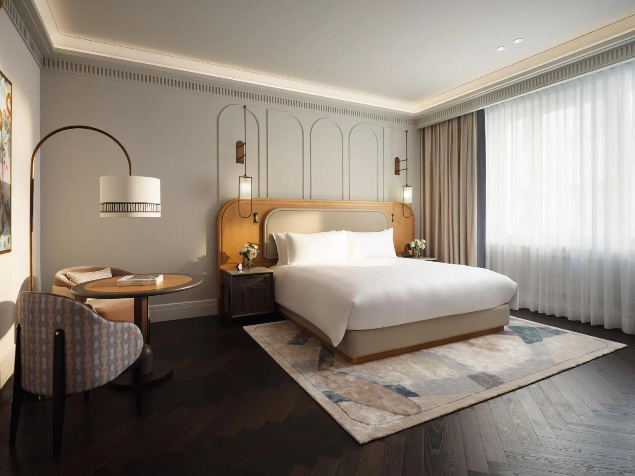 Photo of the whole room, Bed in Mandarin Oriental, Vienna