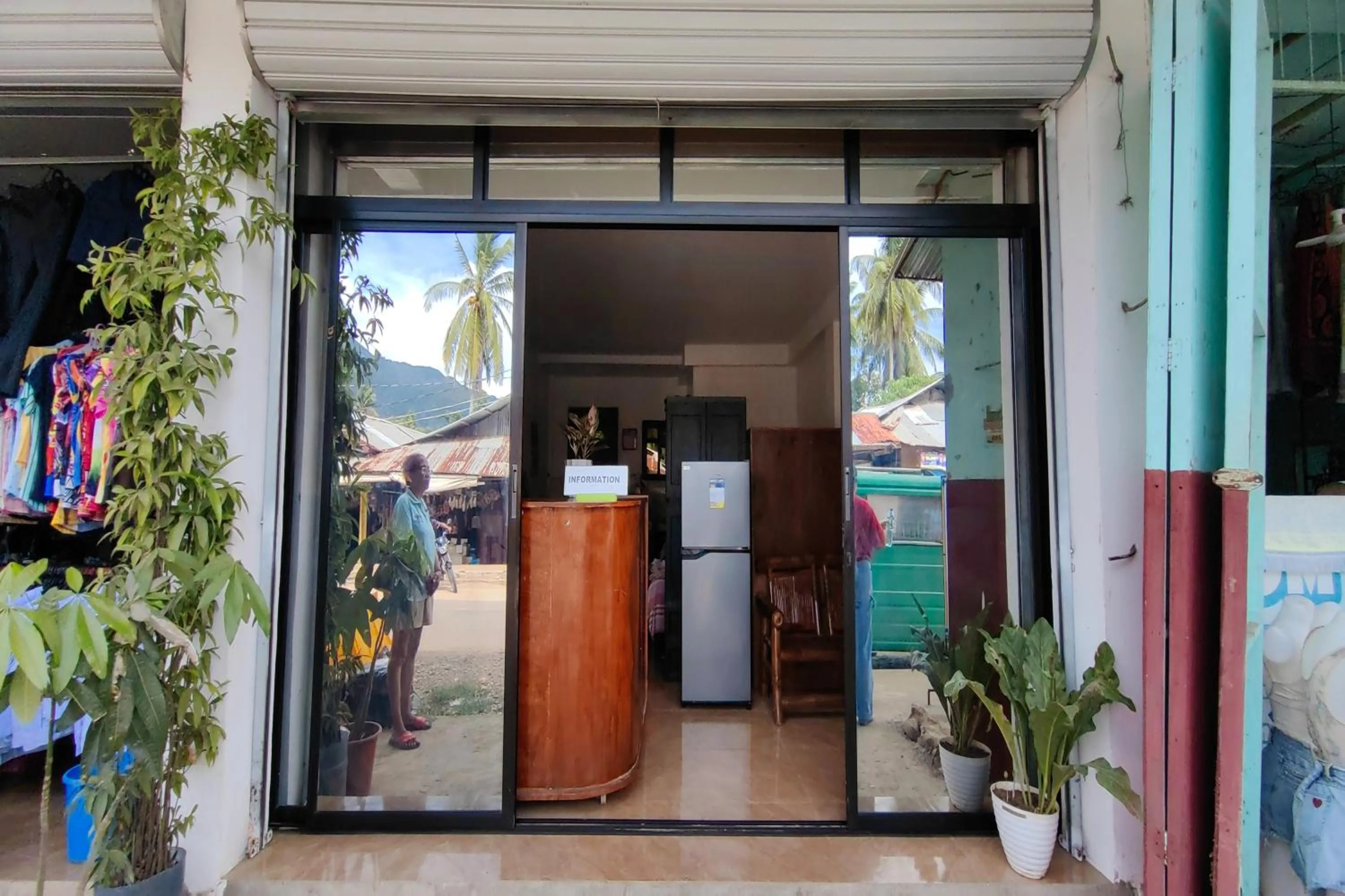 Facade/entrance in Kamalay Pension House