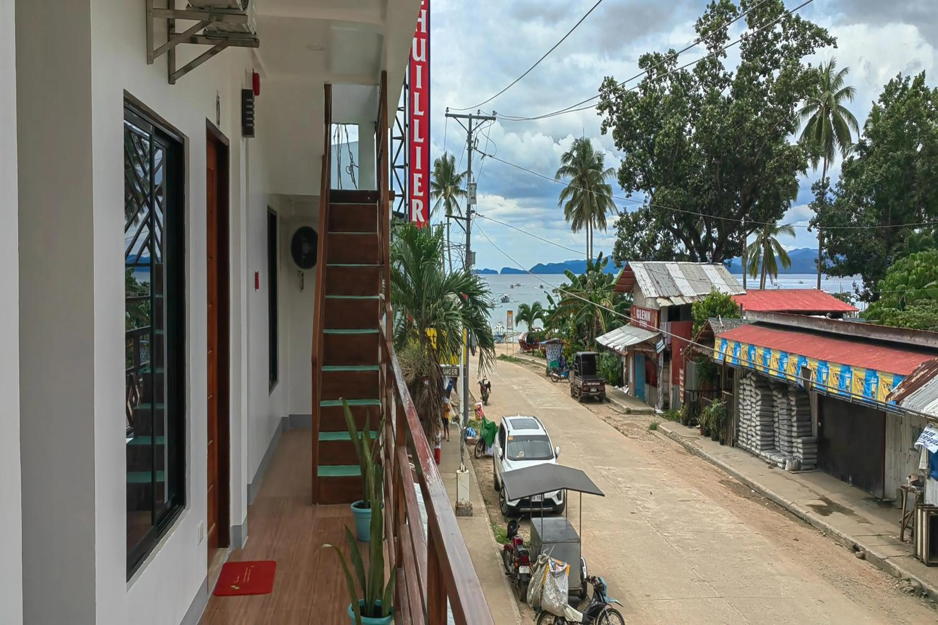 Property building in Kamalay Pension House