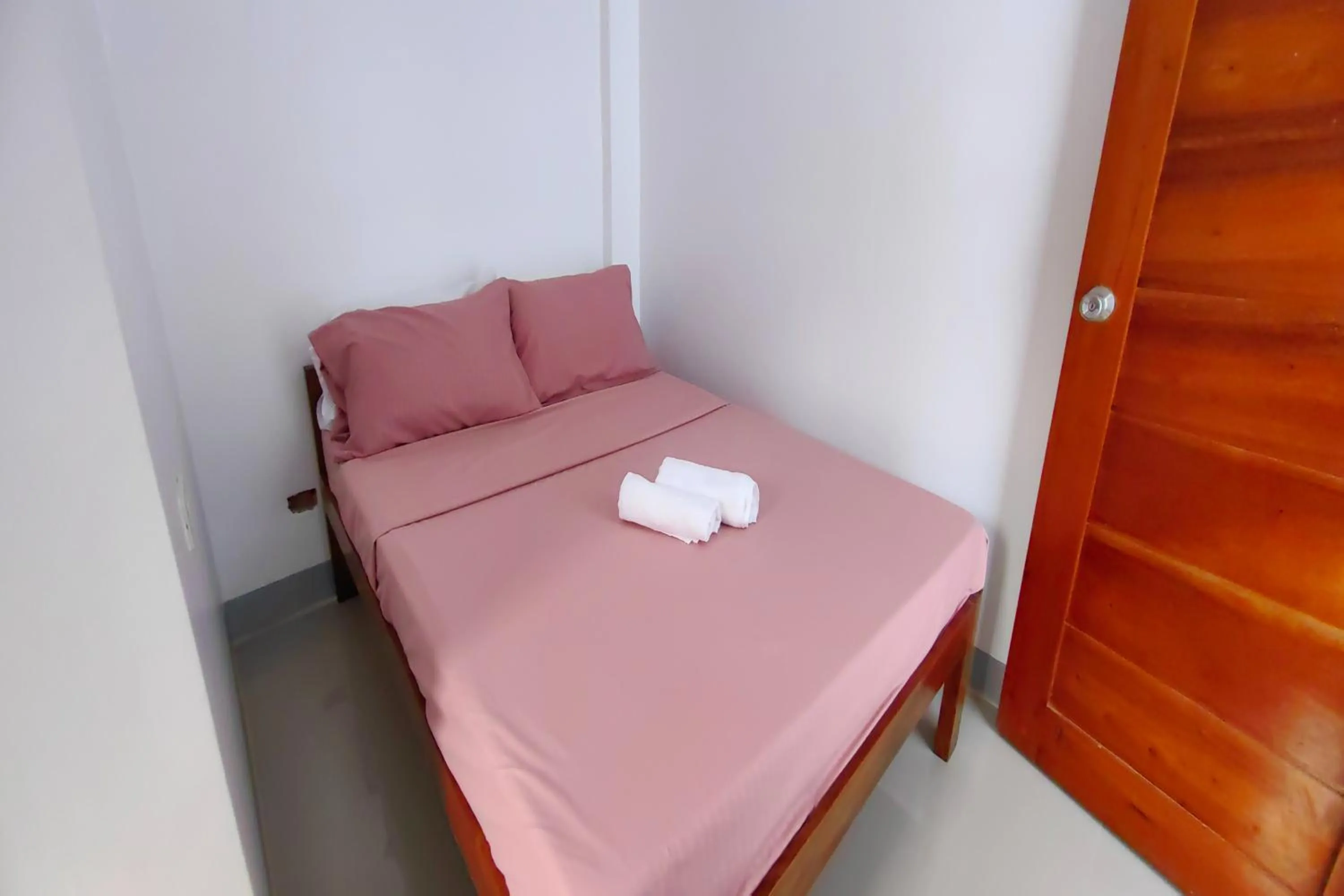 Bed in Kamalay Pension House