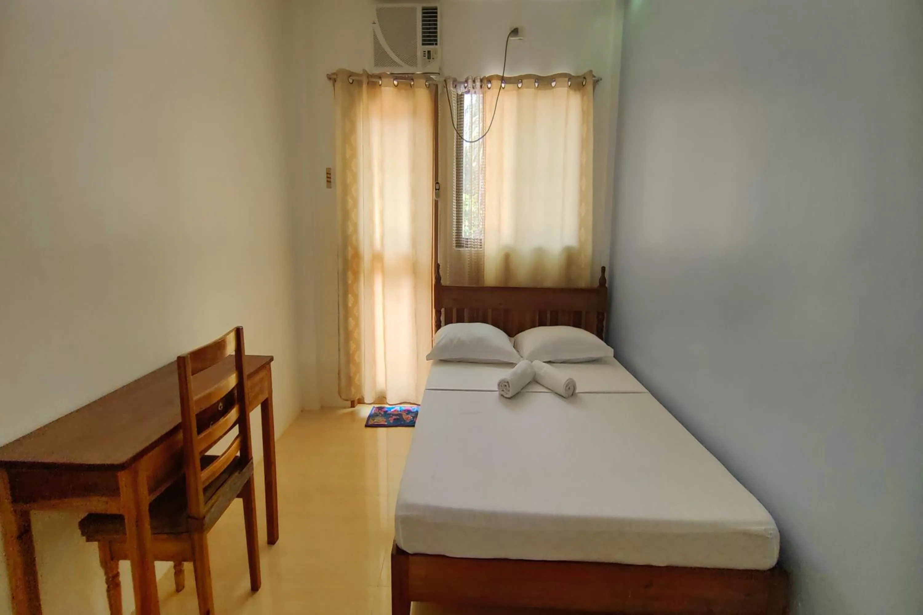 Bed in Kamalay Pension House