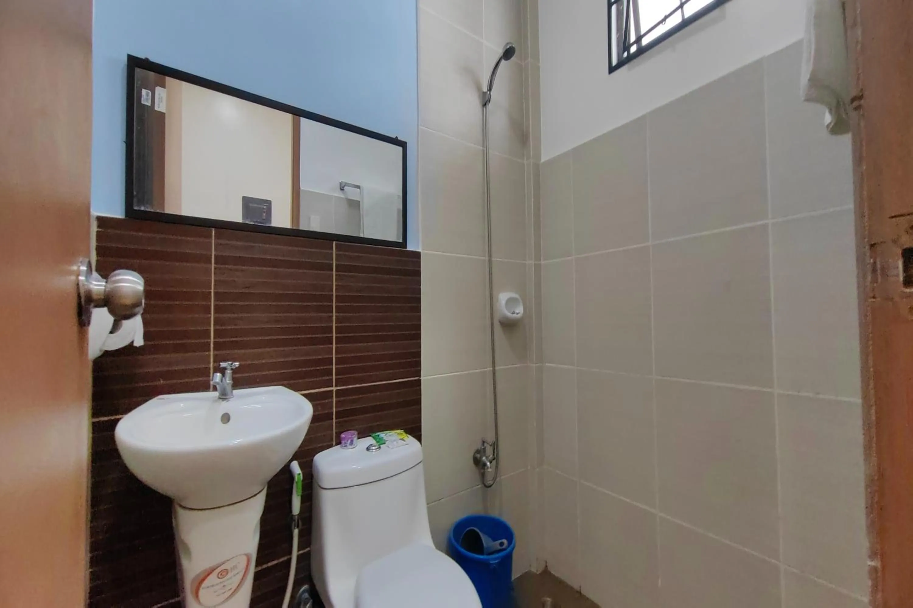 Bathroom in Kamalay Pension House