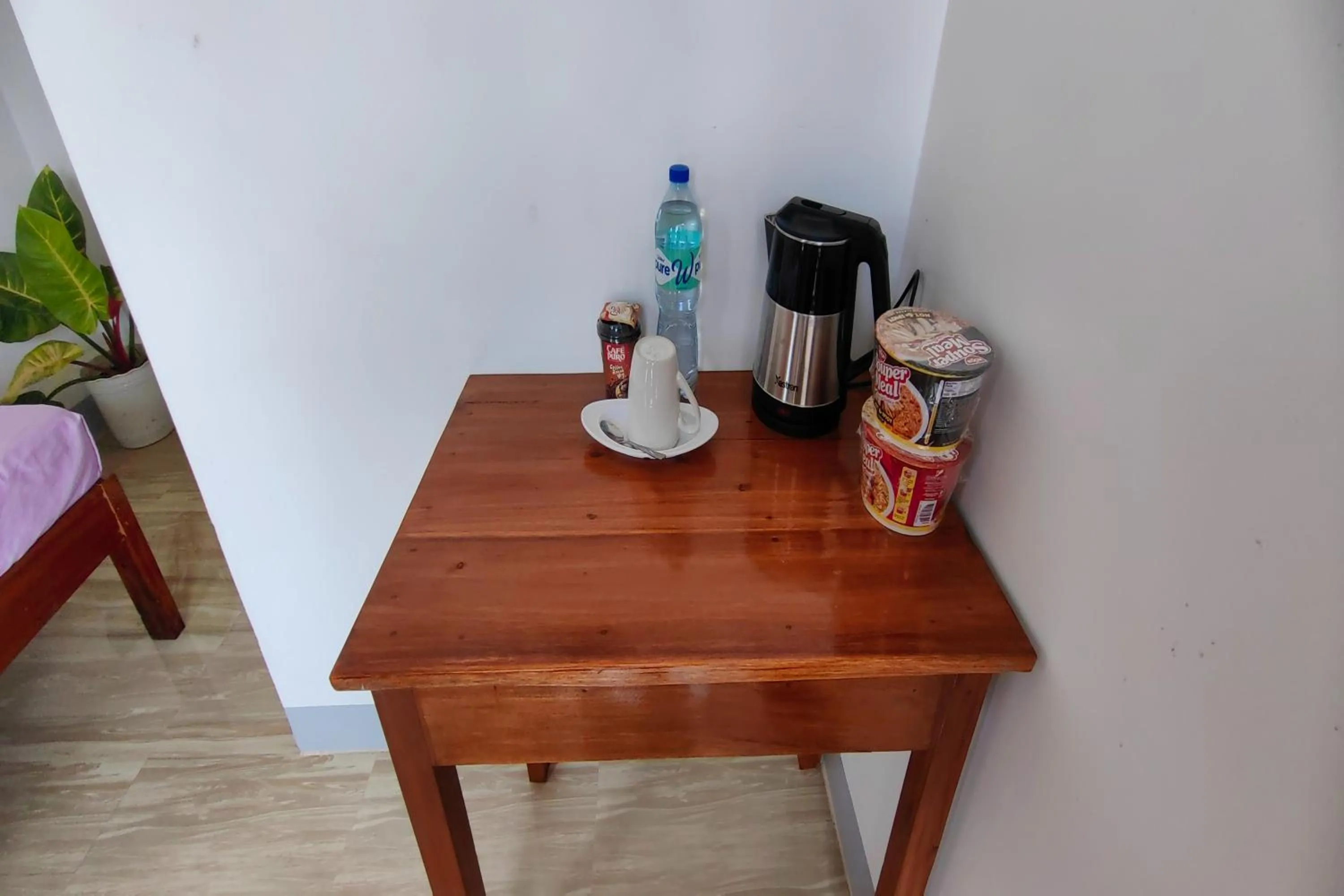 Coffee/tea facilities in Kamalay Pension House