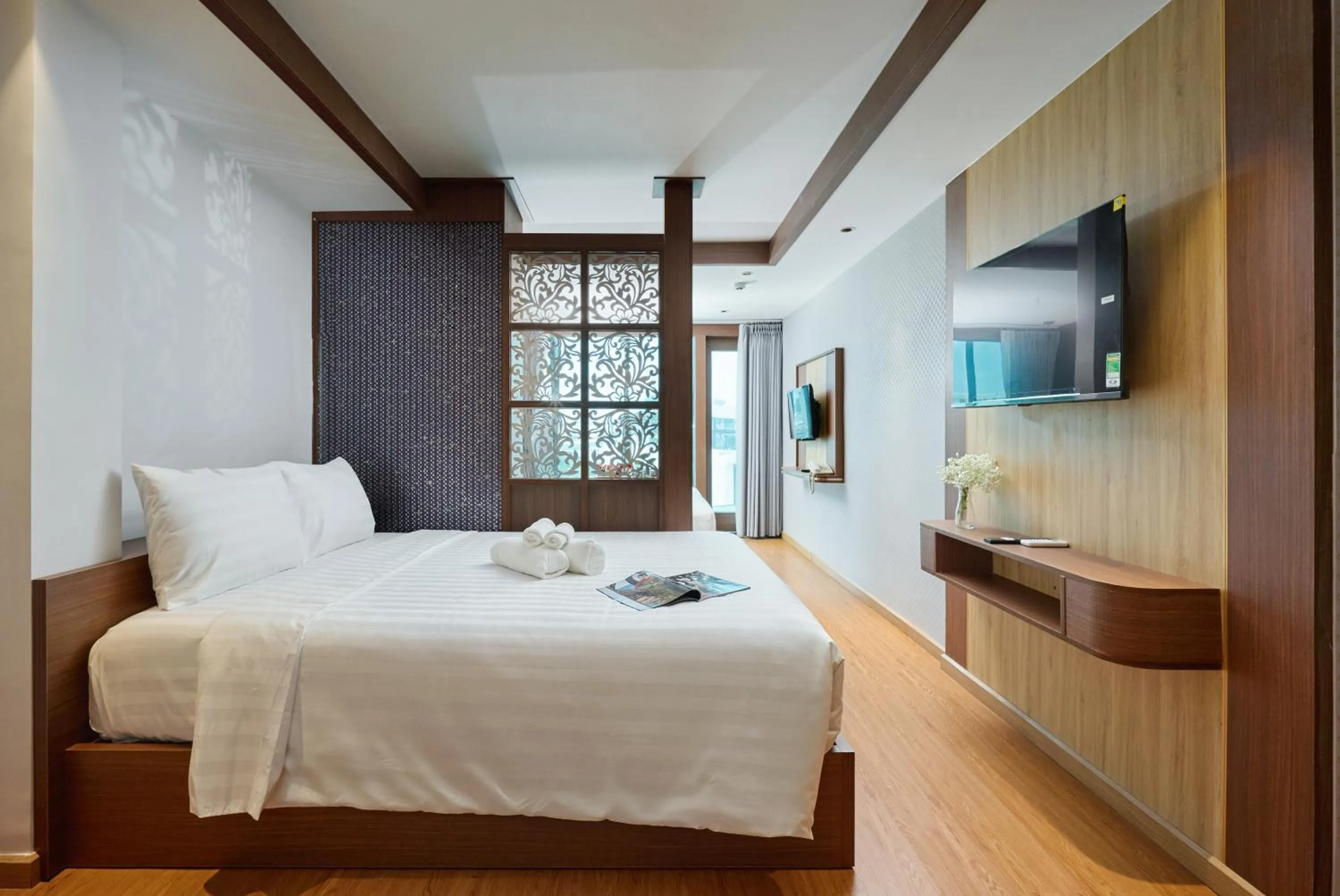 Bedroom, Bed in Elite Luxury Hotel by Elite24