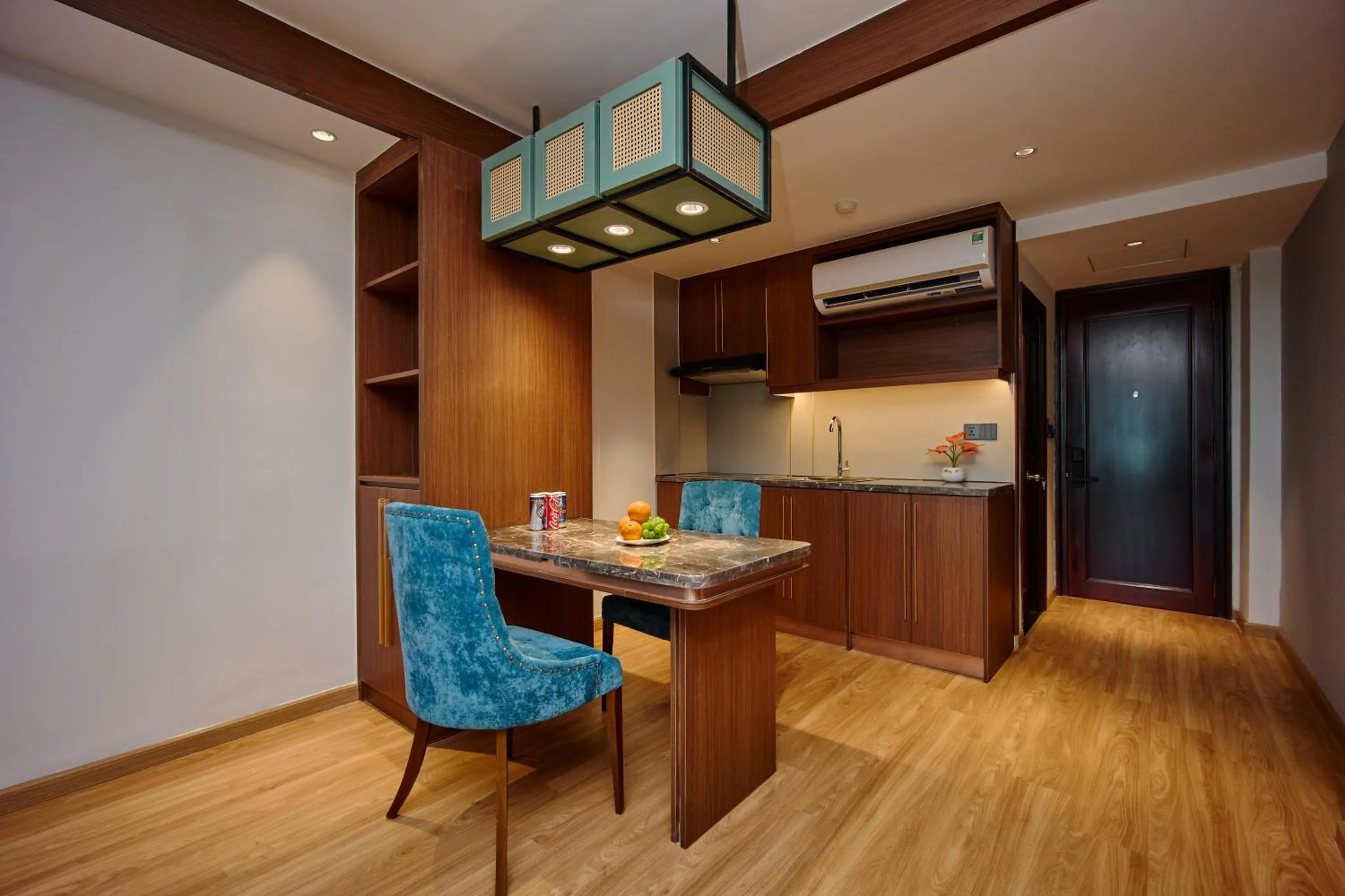 Kitchen or kitchenette in Elite Luxury Hotel by Elite24