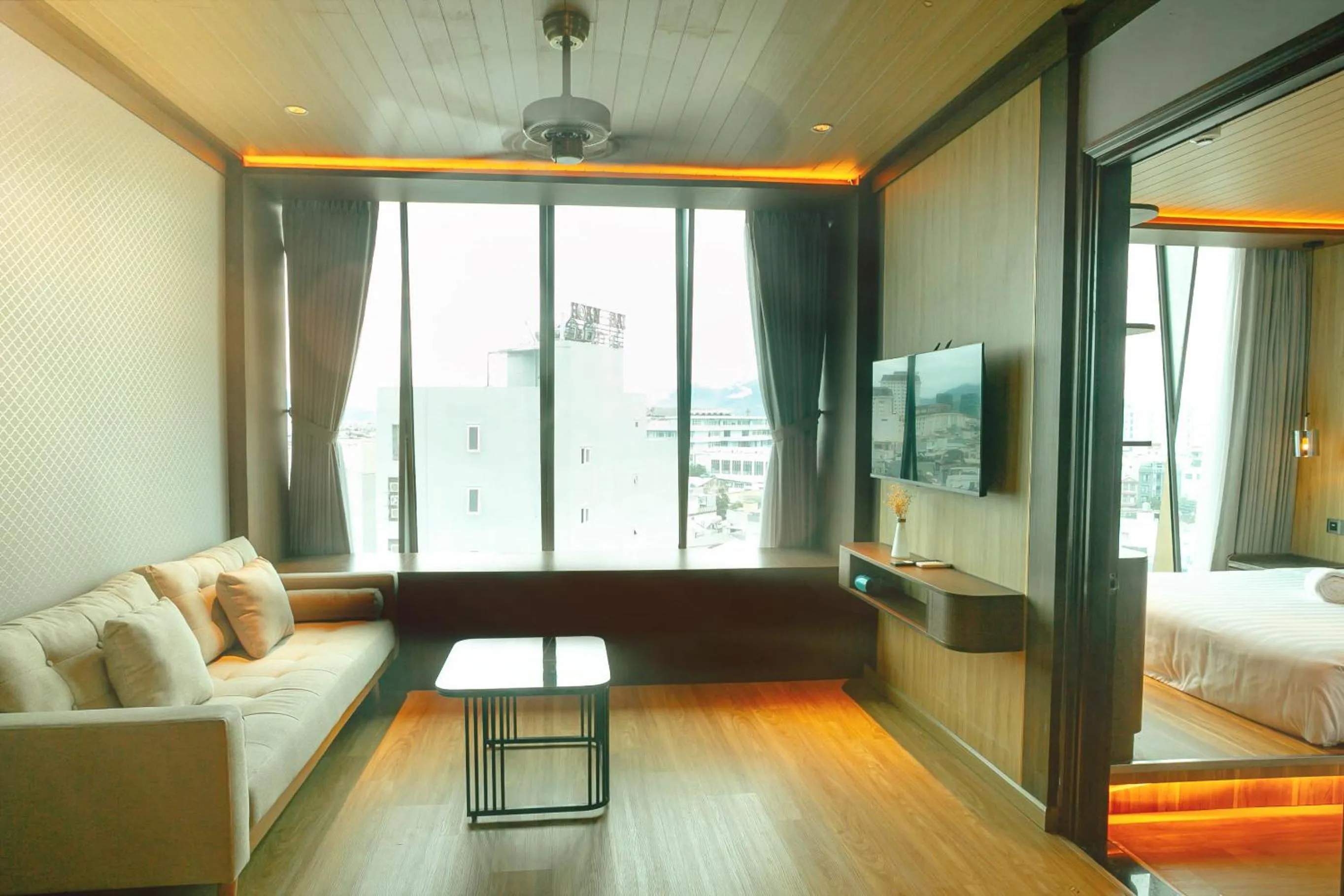 Living room, Bed in Elite Luxury Hotel by Elite24