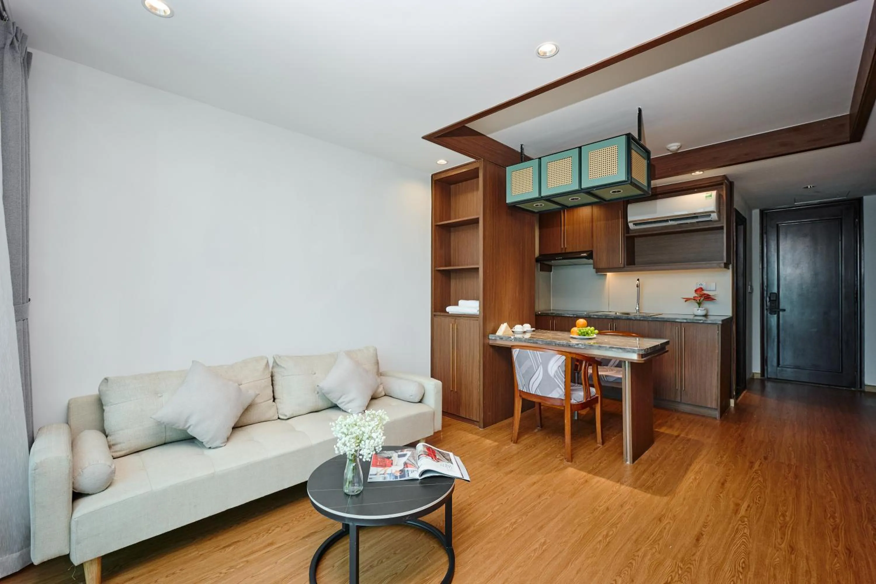 Kitchen or kitchenette in Elite Luxury Hotel by Elite24