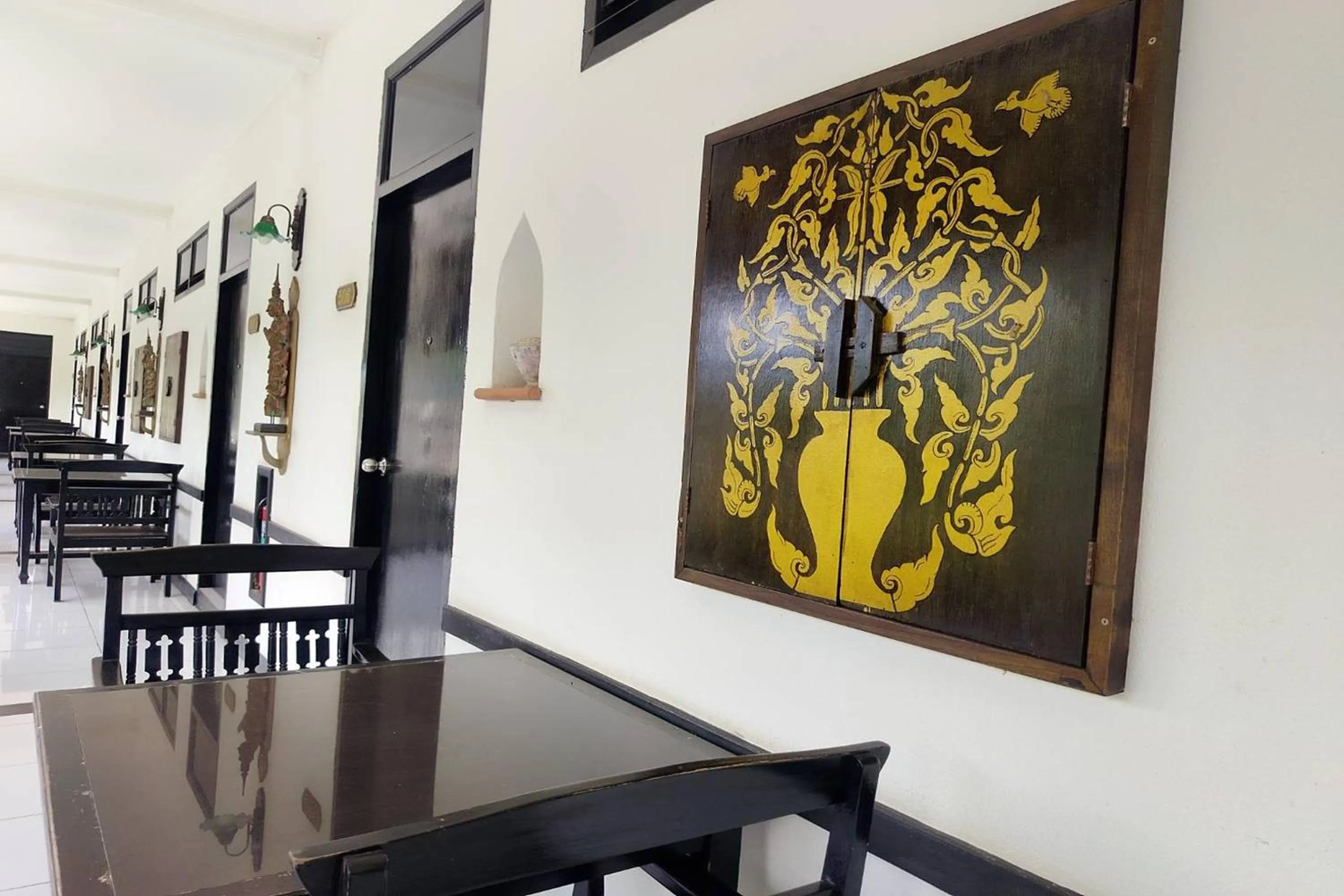 Restaurant/places to eat in Baan Orawee Boutique Hotel