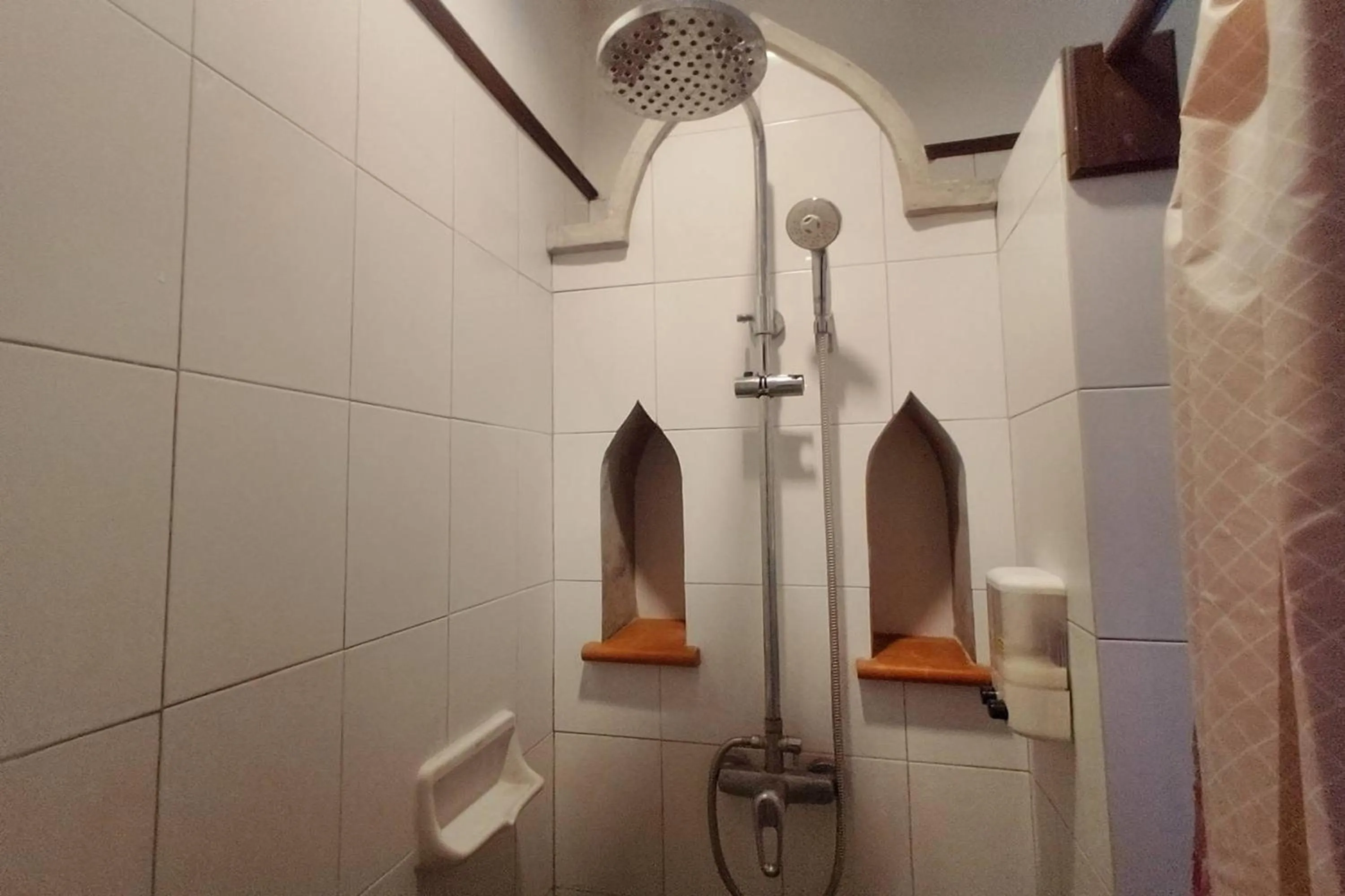 Bathroom in Baan Orawee Boutique Hotel